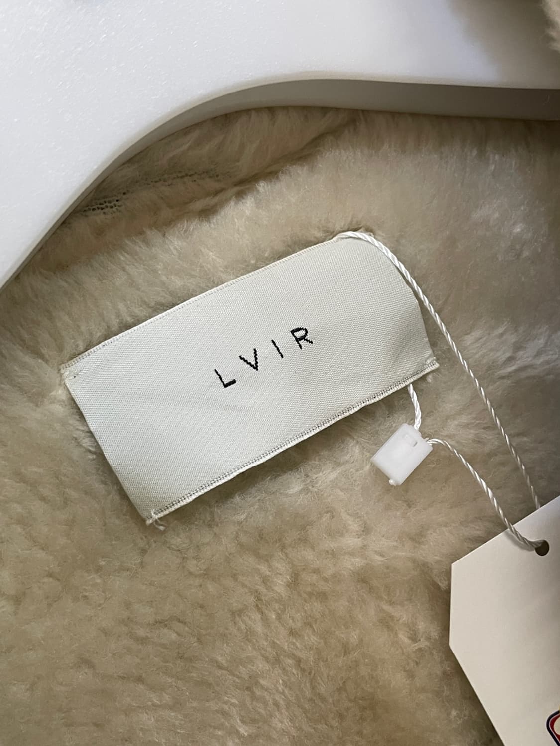 르비에르 숏 무스탕 자켓 상품이미지7