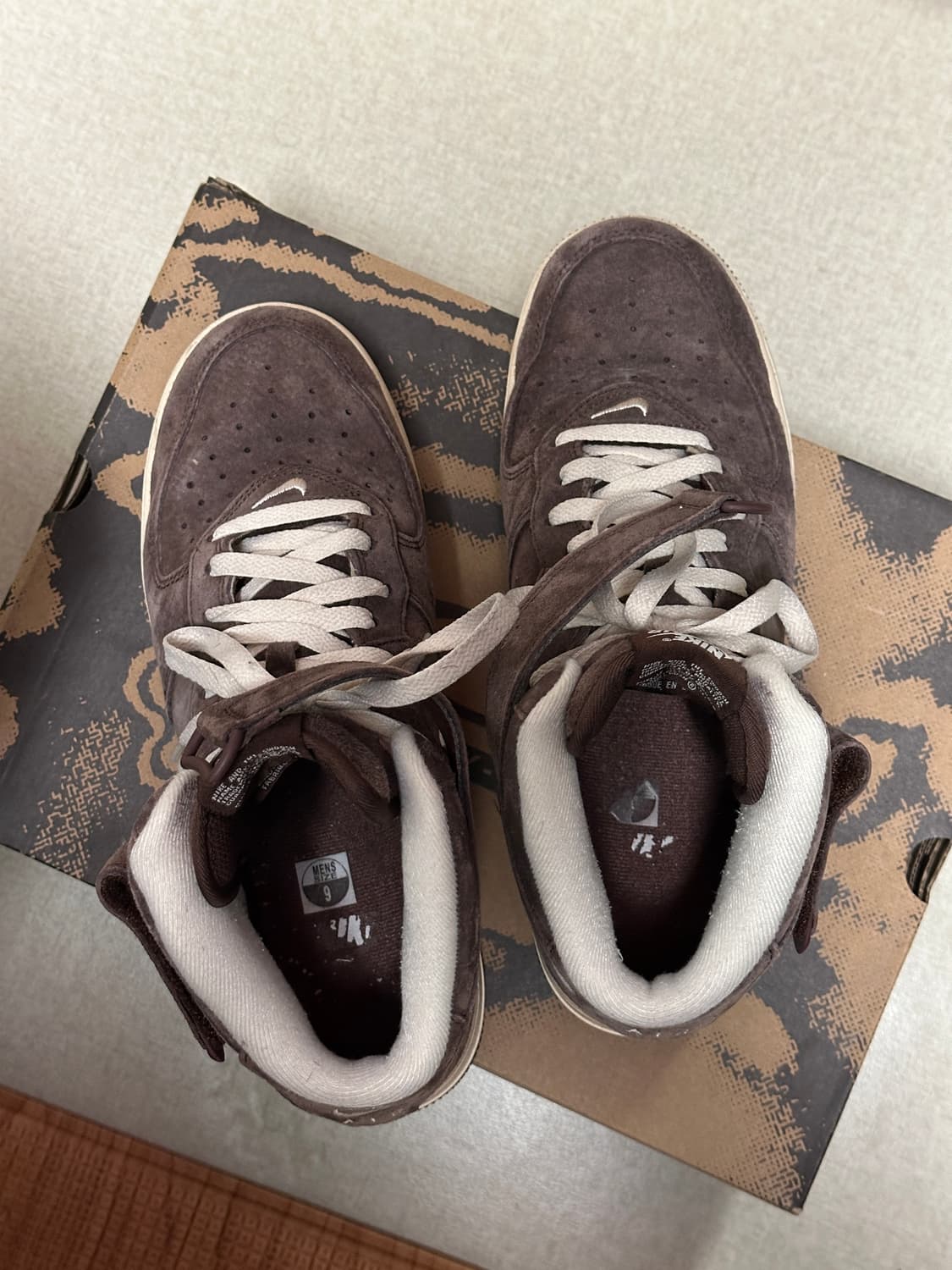 나이키 에어포스 1 미드 '07 270 상품이미지4