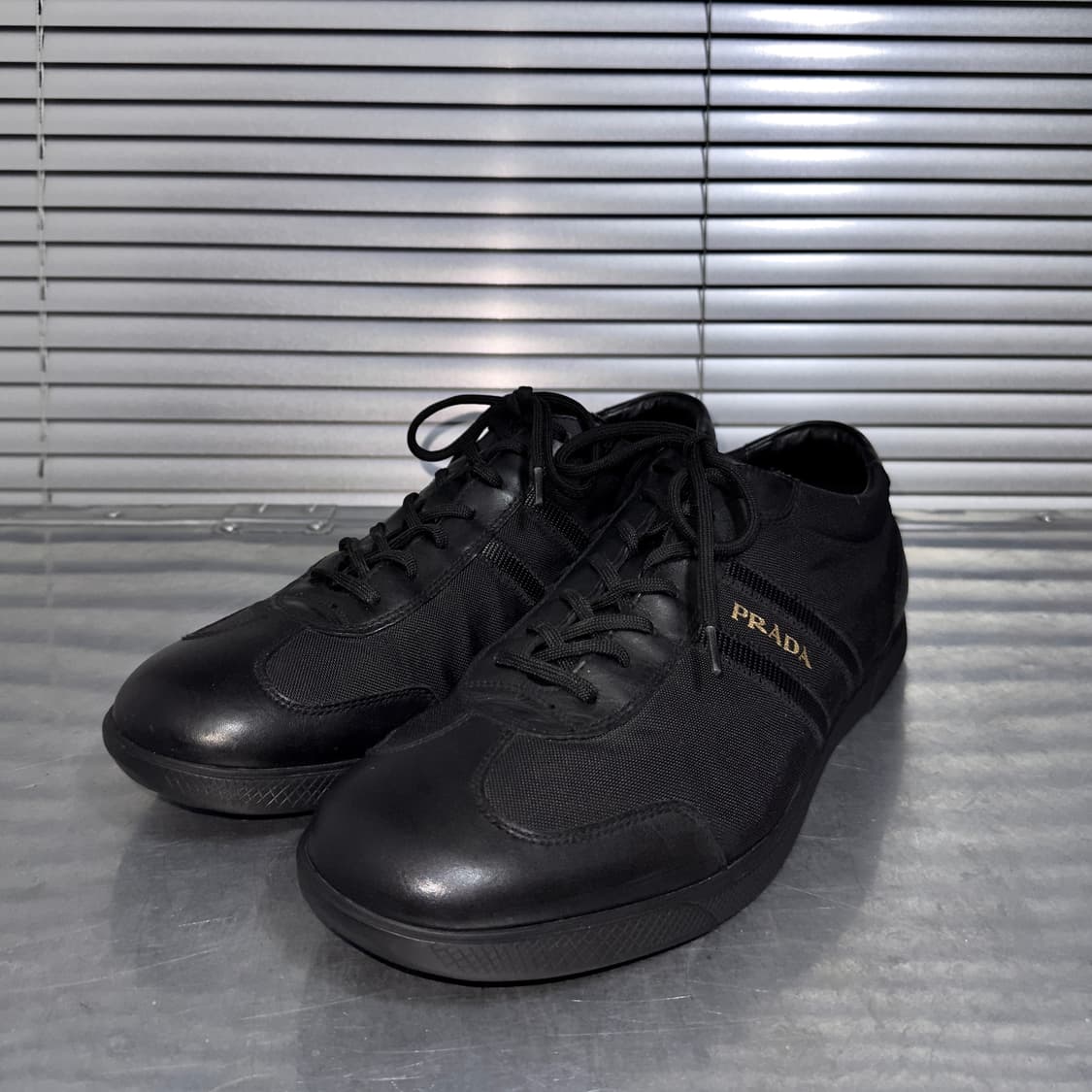 00s 블랙 프라다 스포츠 스니커즈 상품이미지2