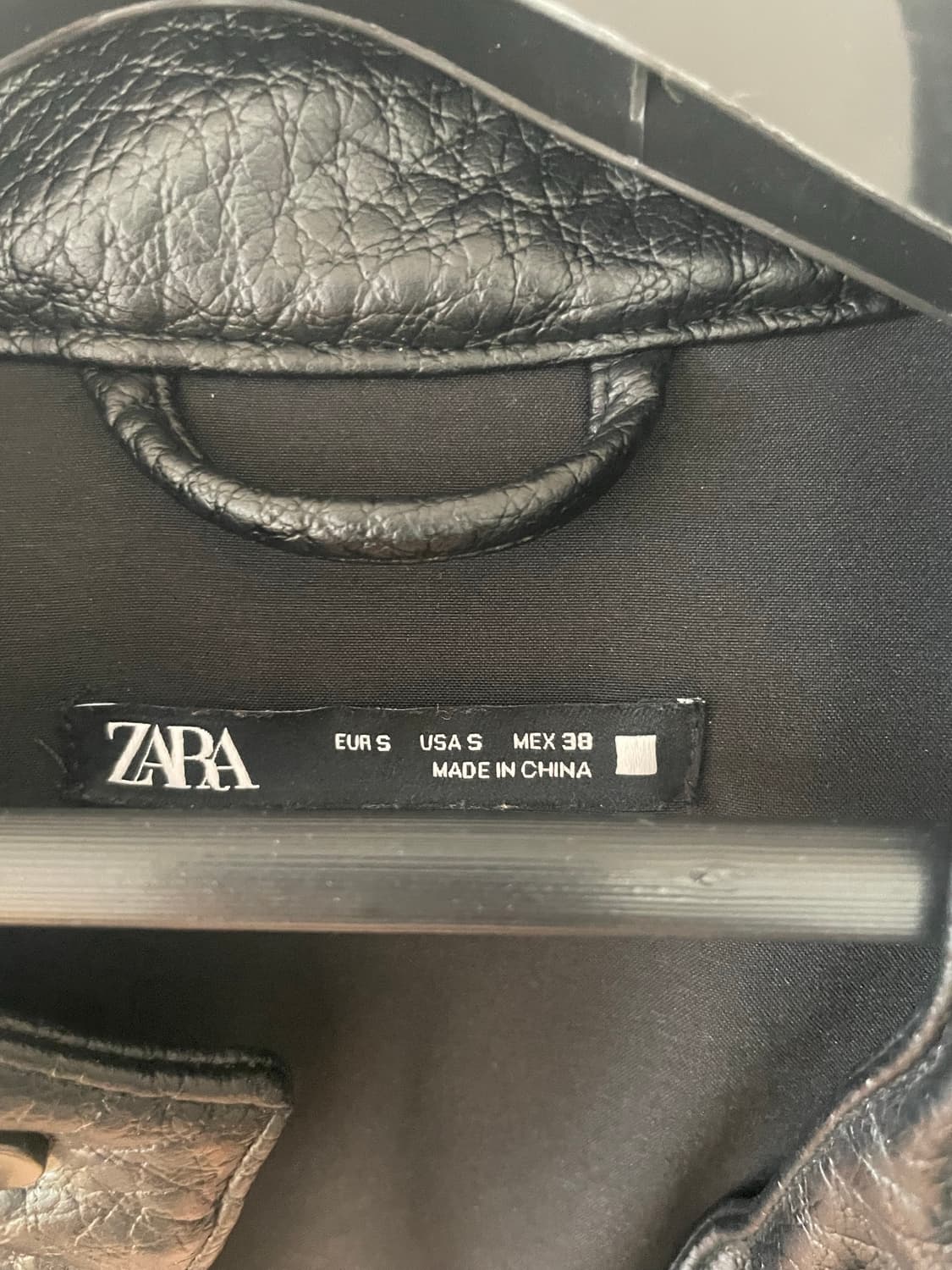 ZARA 레더 자켓 상품이미지3