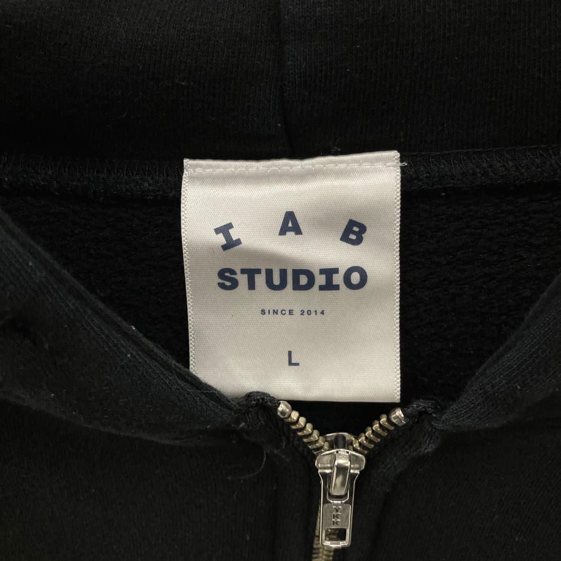 아이앱 스튜디오 x JTBC 빅로고 후드집업 L 상품이미지3