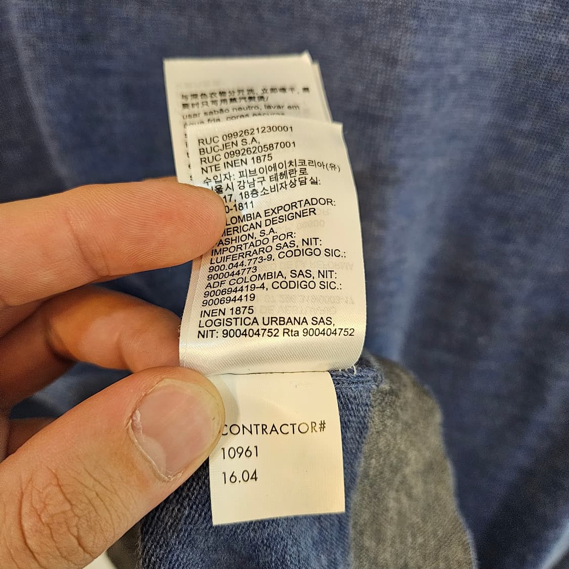 100(L)캘빈클라인 V넥 니트 블루 상품이미지6