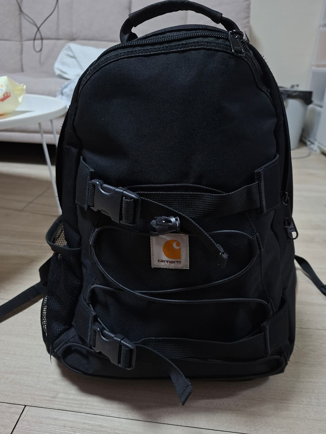 칼하트 킥플립 백팩 블랙 상품이미지1