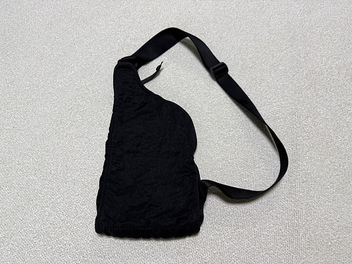 C.P 컴퍼니 나일론 B 싱글 스트랩 슬링백 상품이미지2