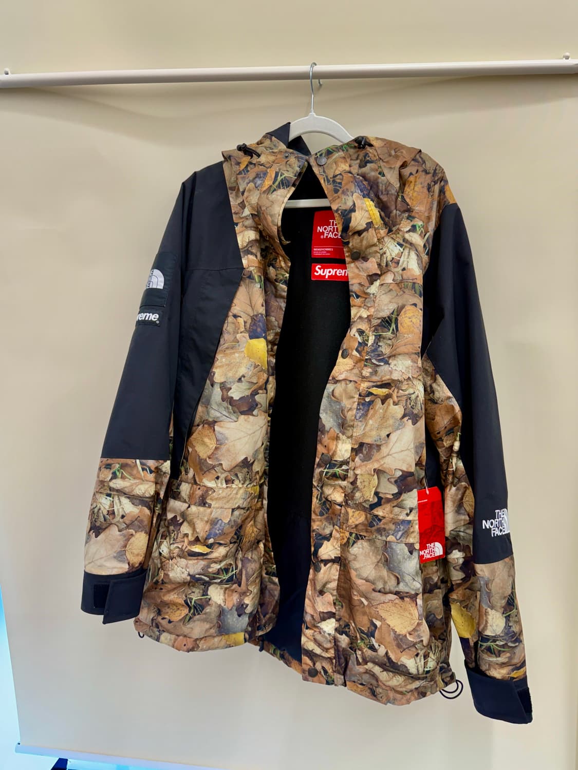 슈프림 노스페이스 낙엽 바람막이 상품이미지2