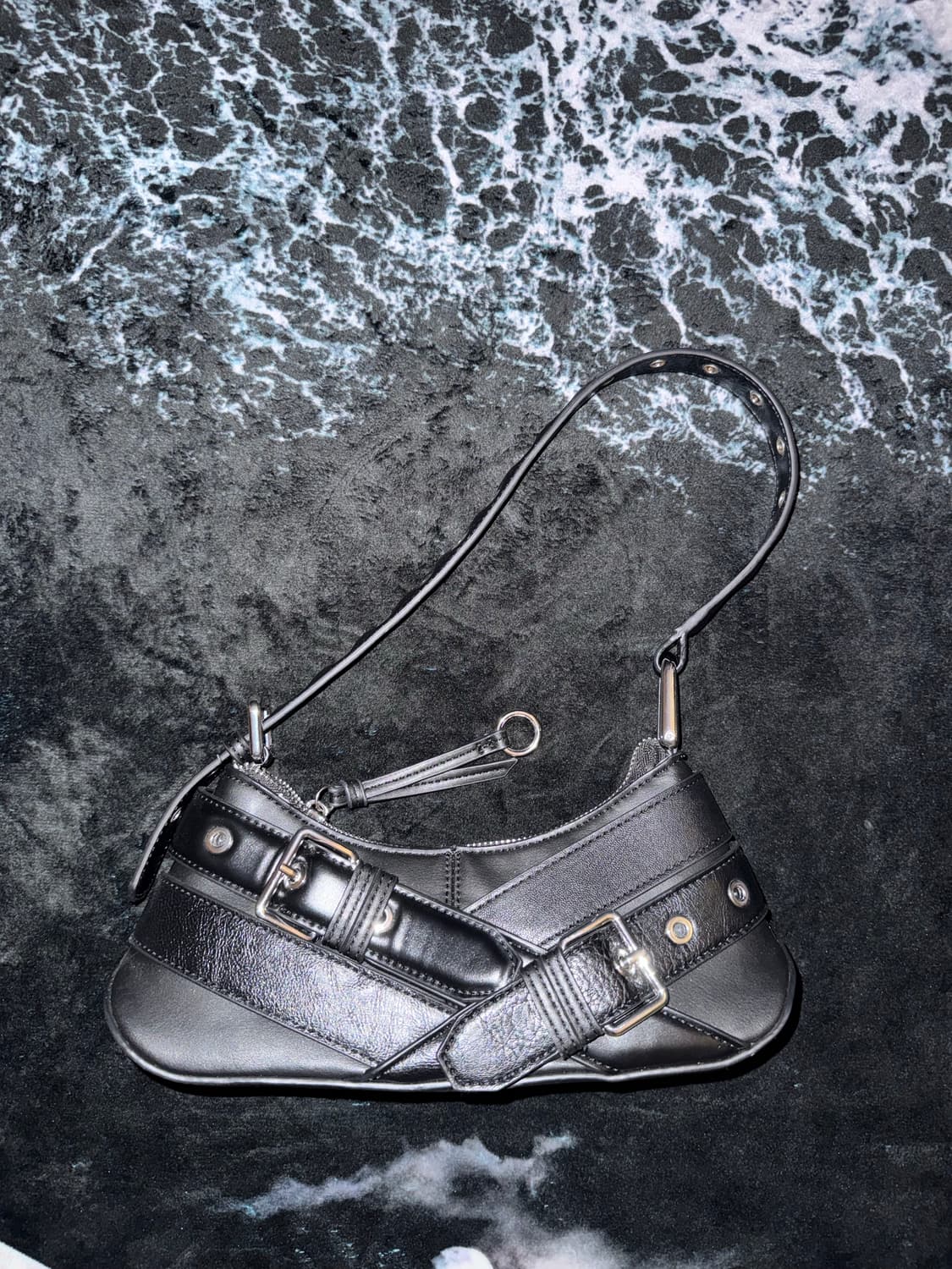 자라 숄더백 상품이미지1