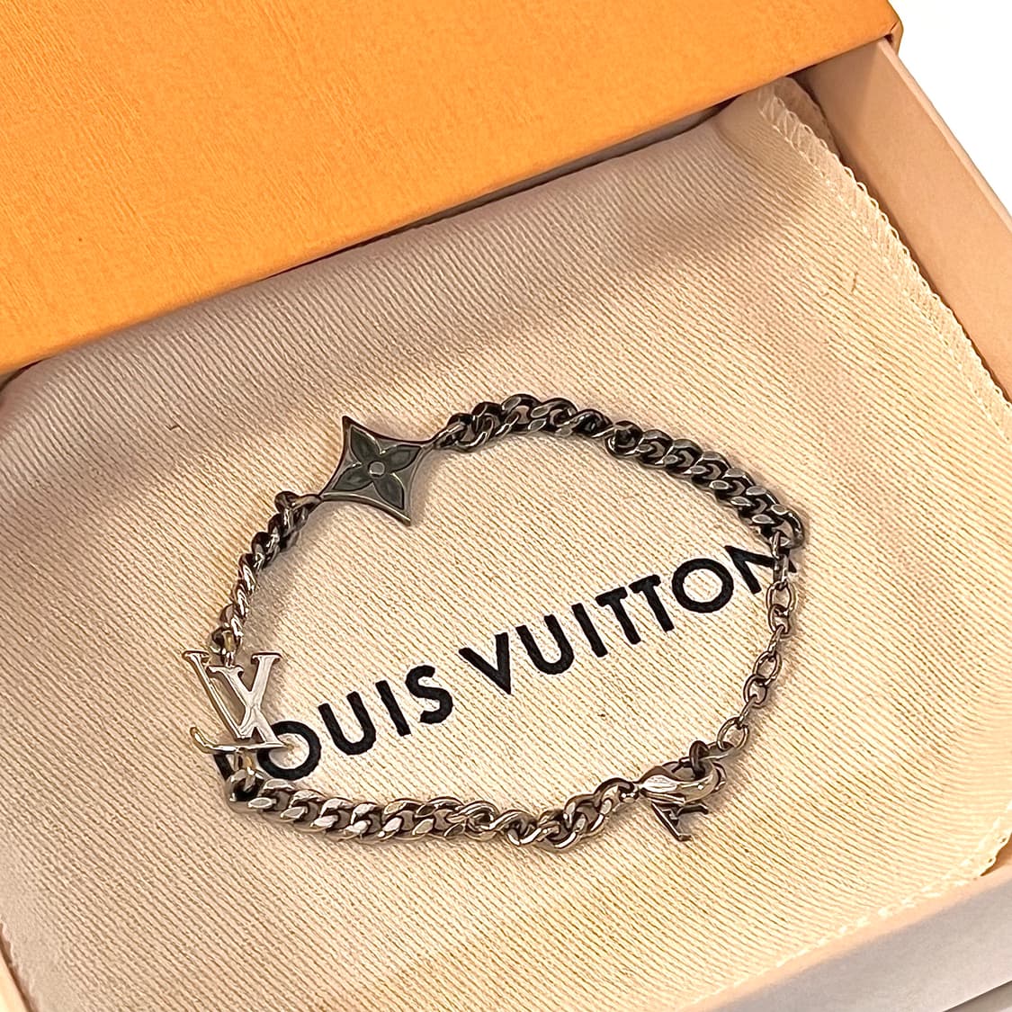 루이비통 인스팅트 팔찌 상품이미지2