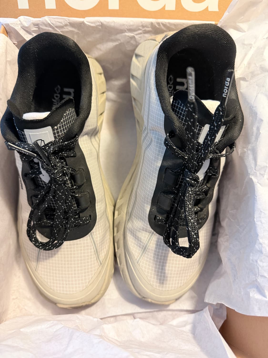 노다 Norda 002 신더 Cinder 240 상품이미지4