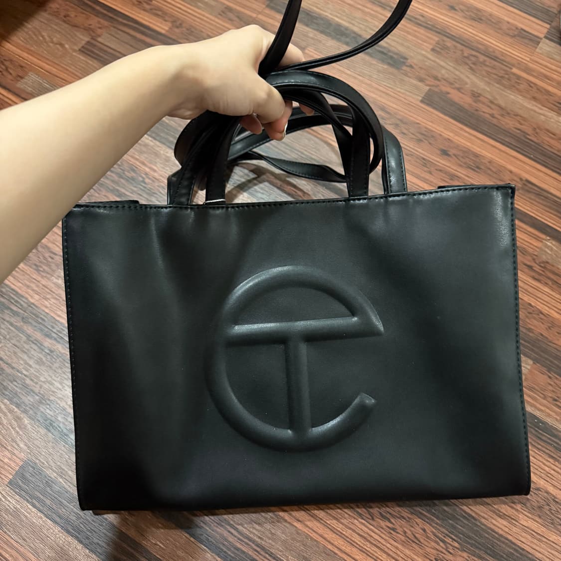 텔파 미디움 쇼핑백 블랙 판매해요 텔파 가방 빅백 상품이미지3