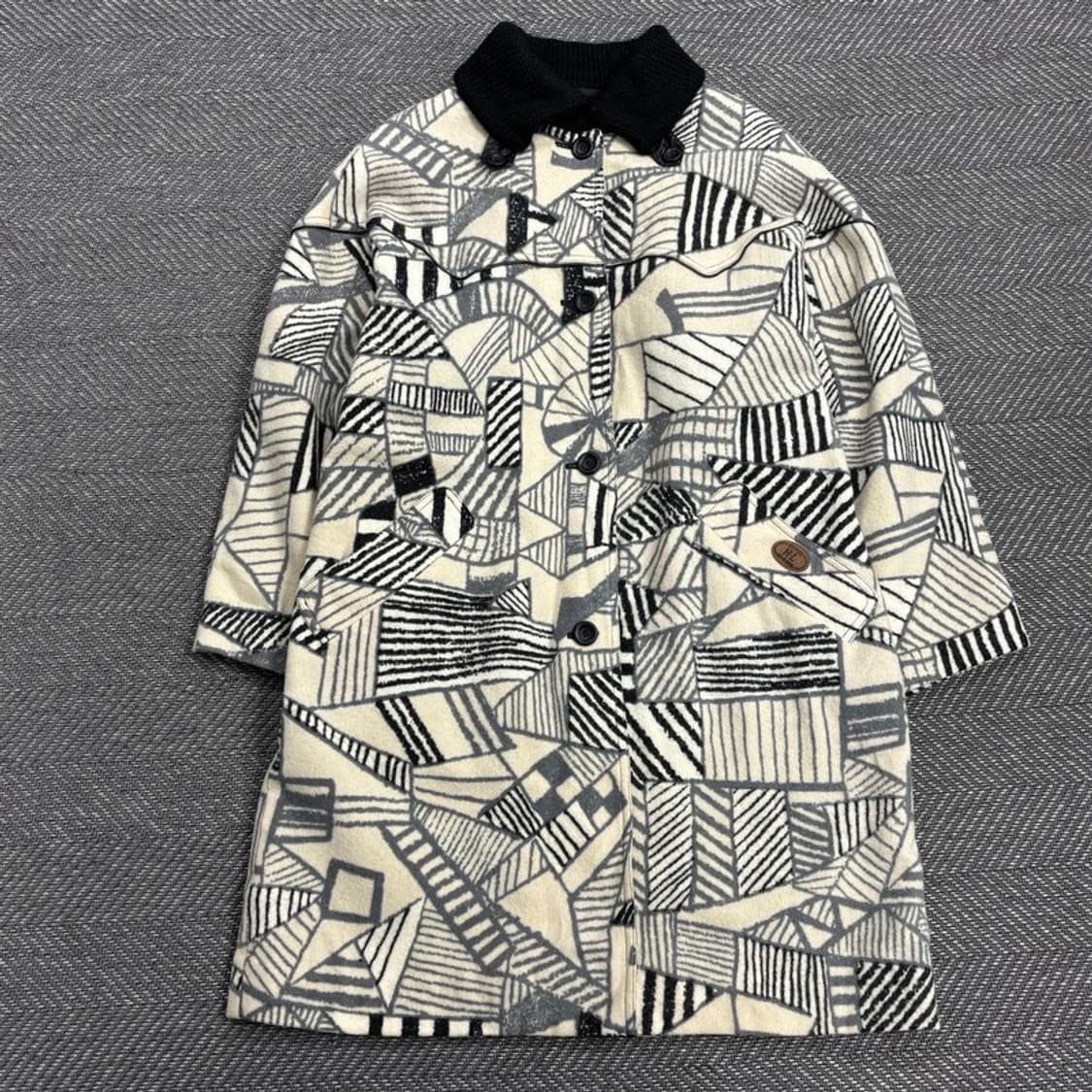 앙리 뤽 샤피 니트 카라 코트 V0526 상품이미지1