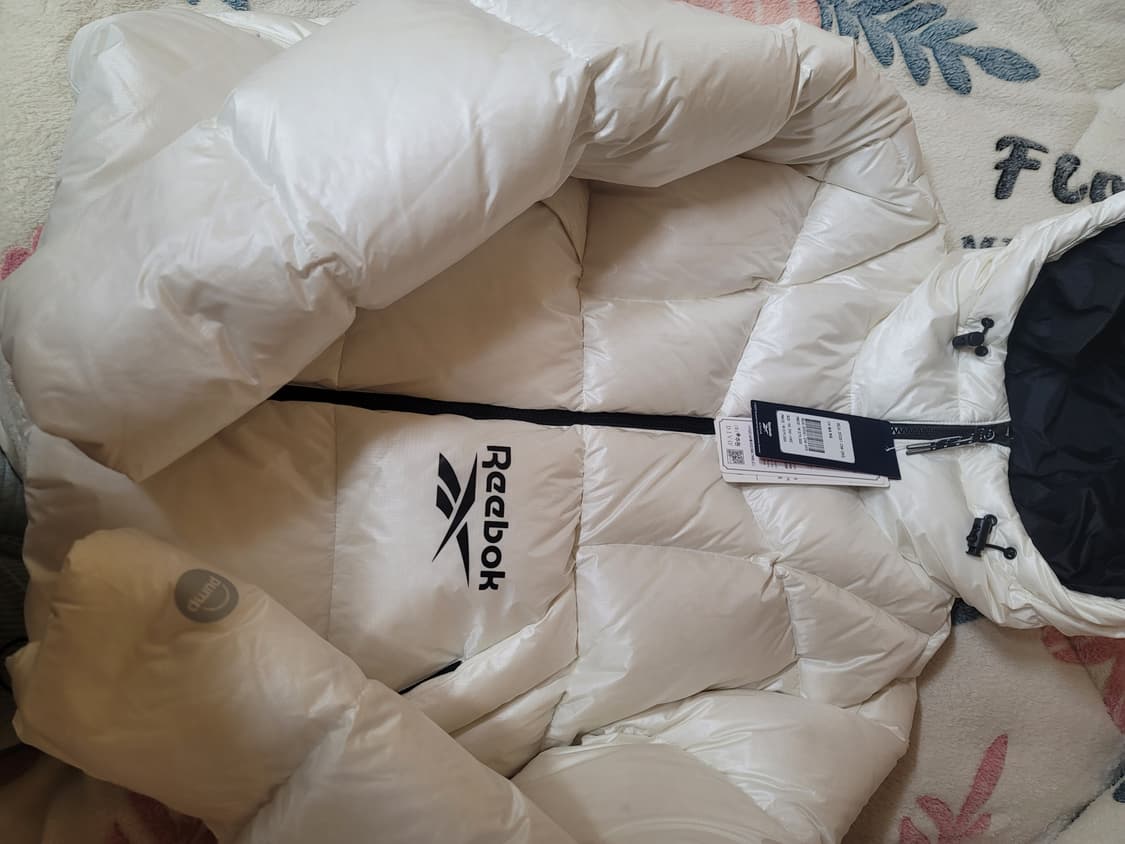 리복 펌프 다운 패딩 자켓 화이트 새상품 상품이미지5
