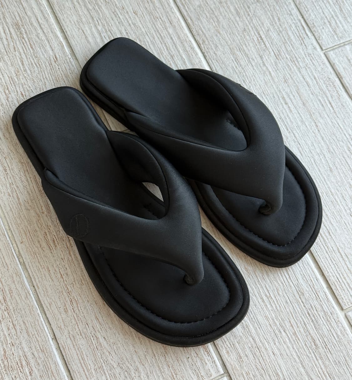다이닛 CLOUD FLIPFLOP 블랙 240 상품이미지6