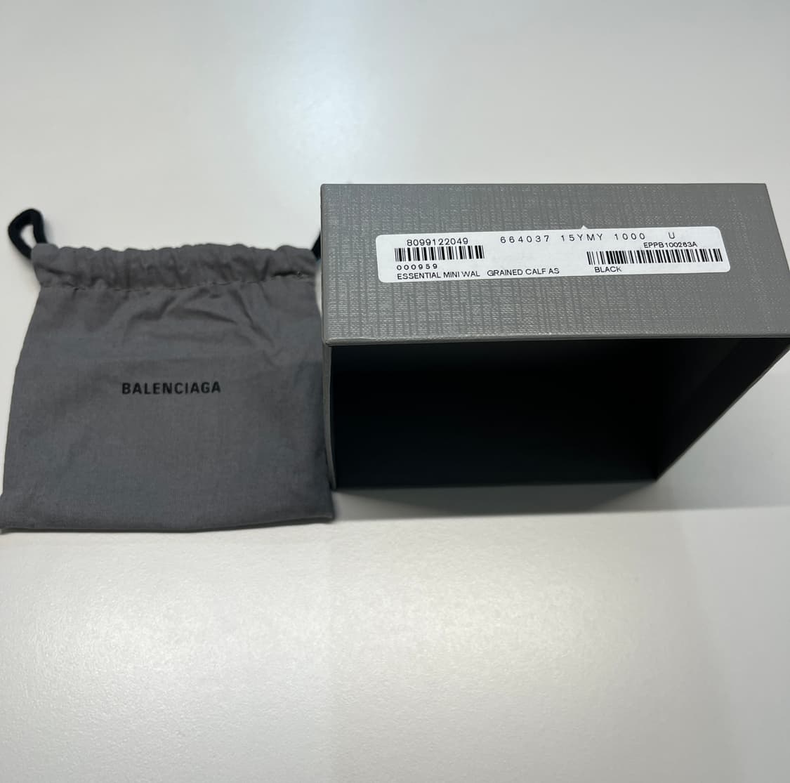 발렌시아가 에센셜 미니월렛 (여성 3단 지갑) 판매. 상품이미지10