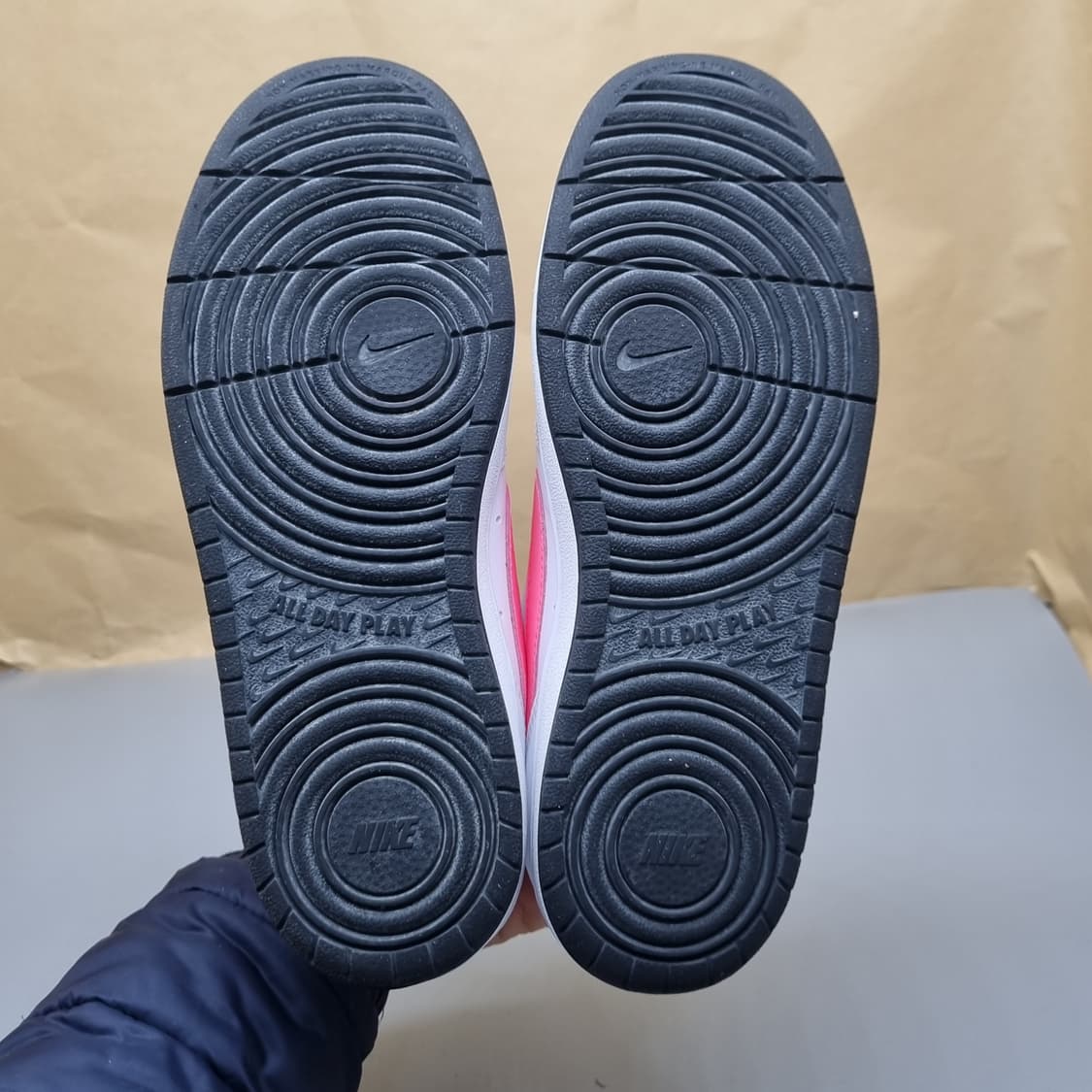 나이키 코트 버로우 로우 여성운동화240  상품이미지3