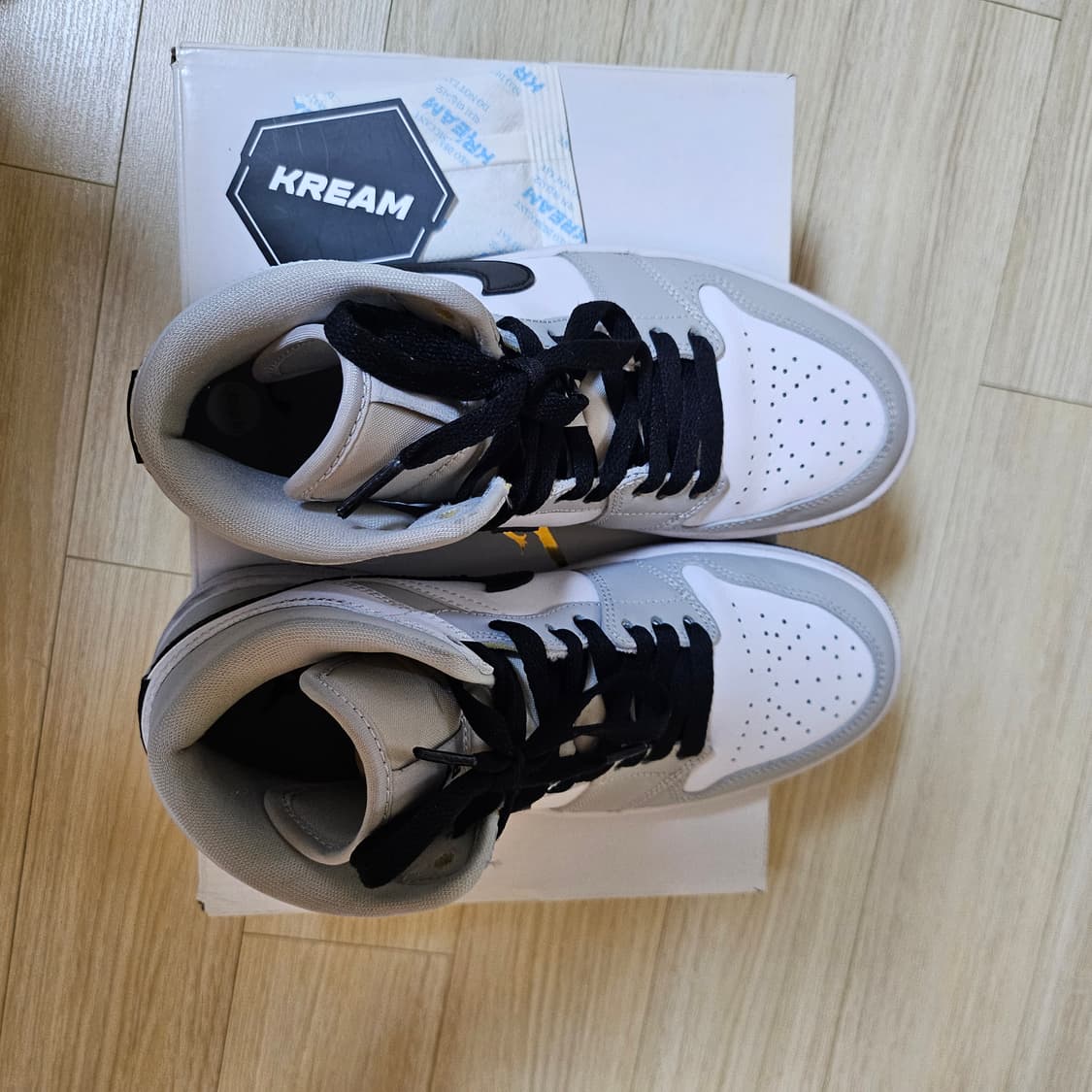 나이키 조던1미드 그레이포그 (W) 240 상품이미지3