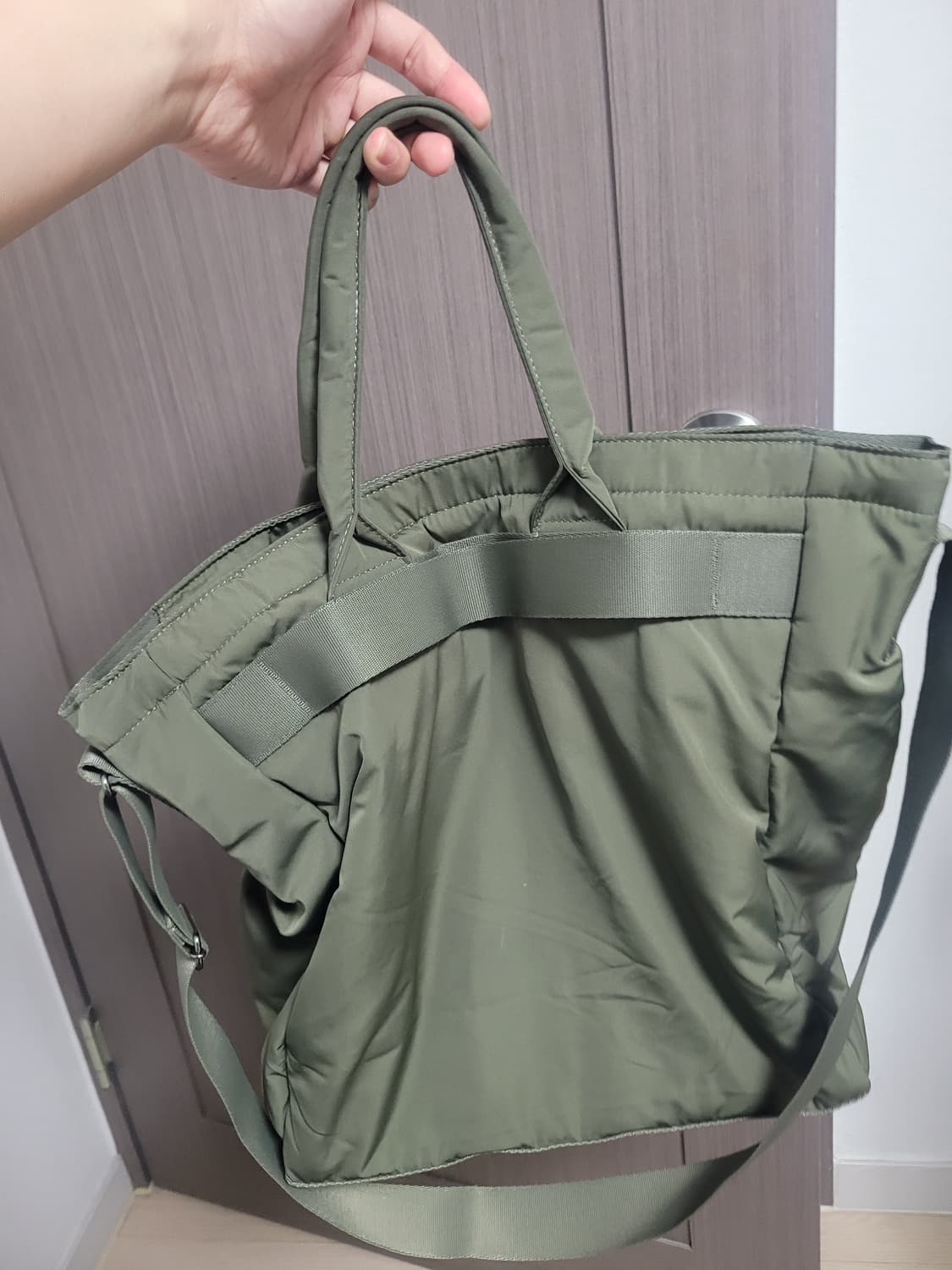 유니클로 2way 유틸리티 숄더백 상품이미지2