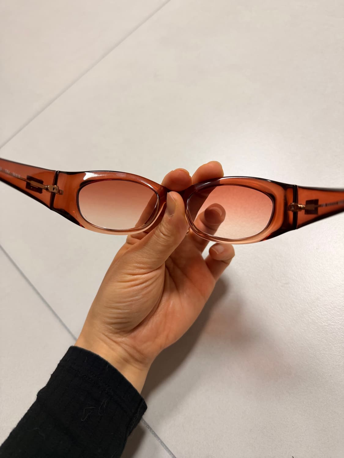 구찌 선글라스 여성용 핑크빛 상품이미지4