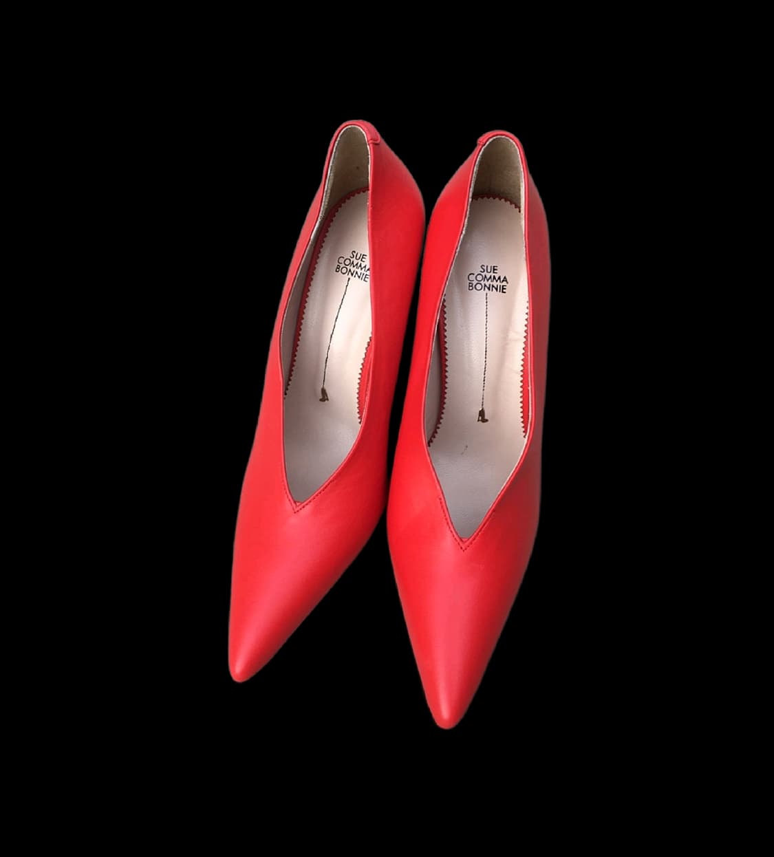 [미사용] 슈콤마보니 V컷 와이드 레드 펌프스 힐 👠 225 상품이미지6