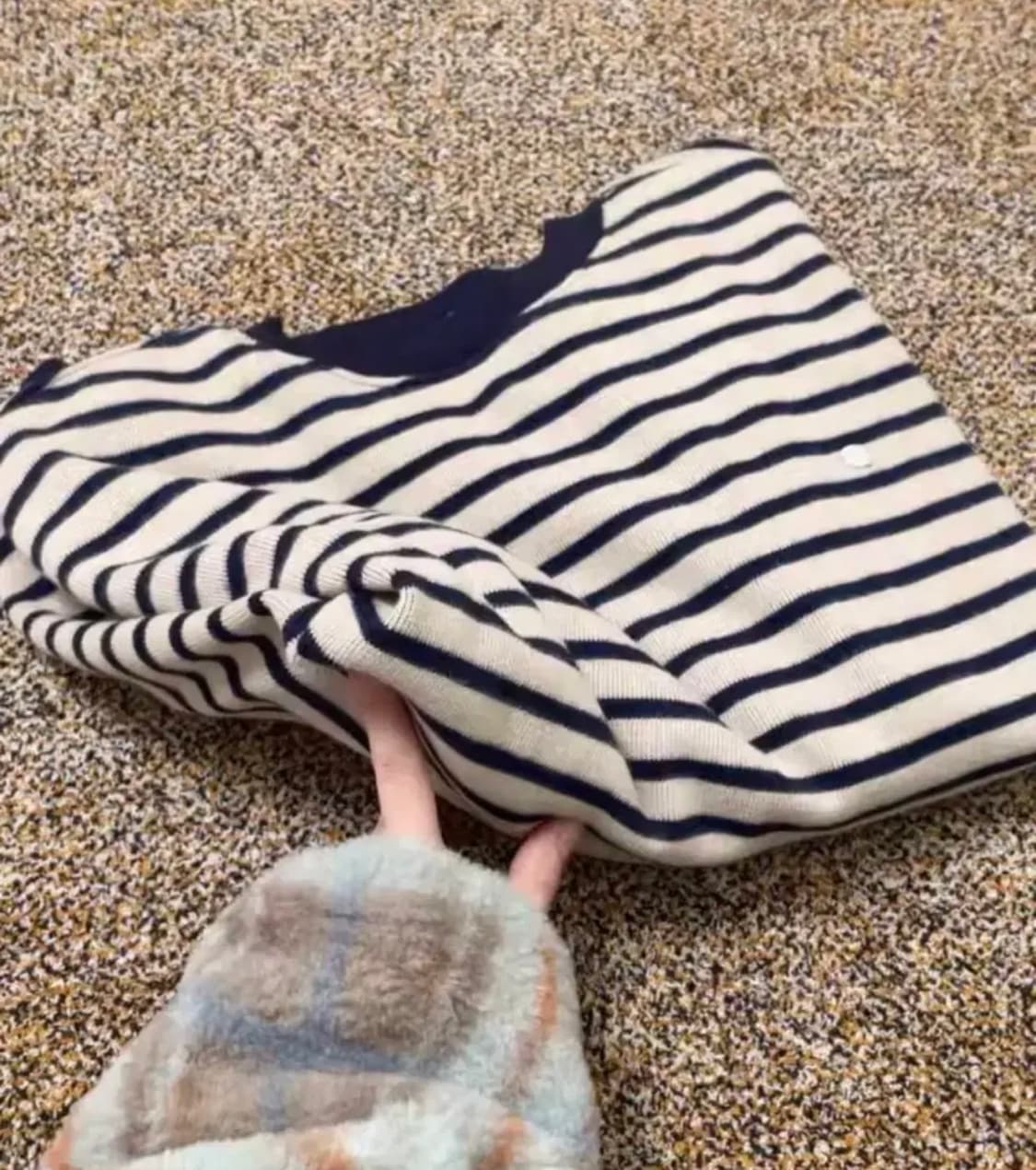 스트라이프 긴팔 맨투맨 티셔츠 상품이미지2