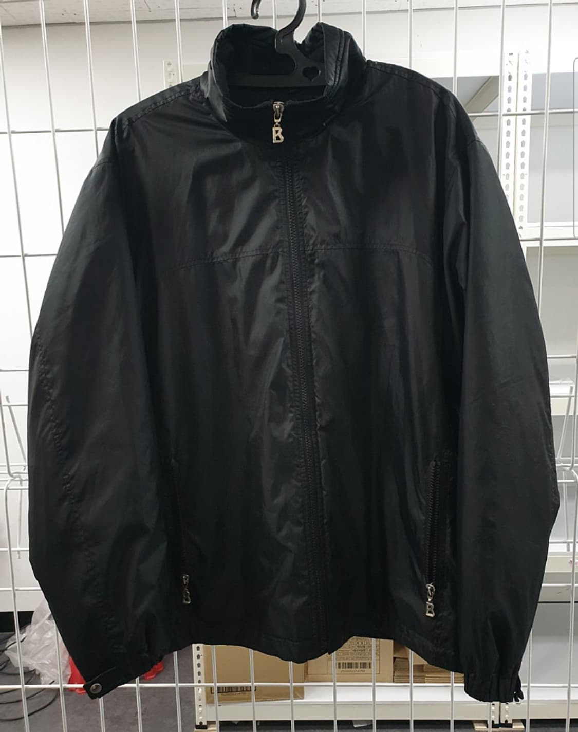 보그너 정품 바람막이 105사이즈 팝니다 상품이미지1