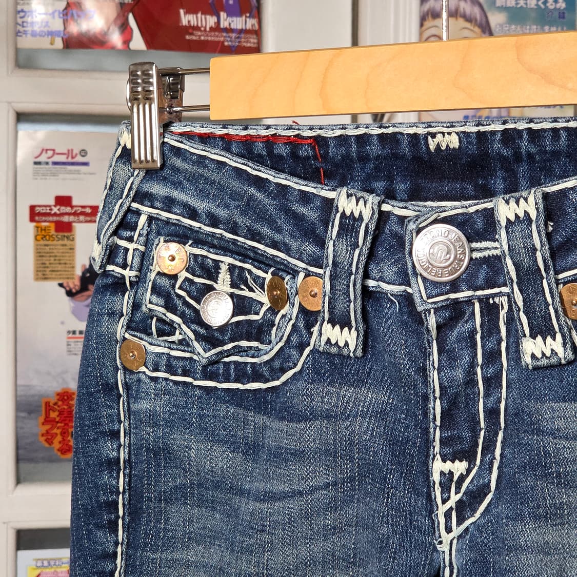 트루릴리전 빌리 슈퍼티 화이트 스티치 데님 팬츠 상품이미지5