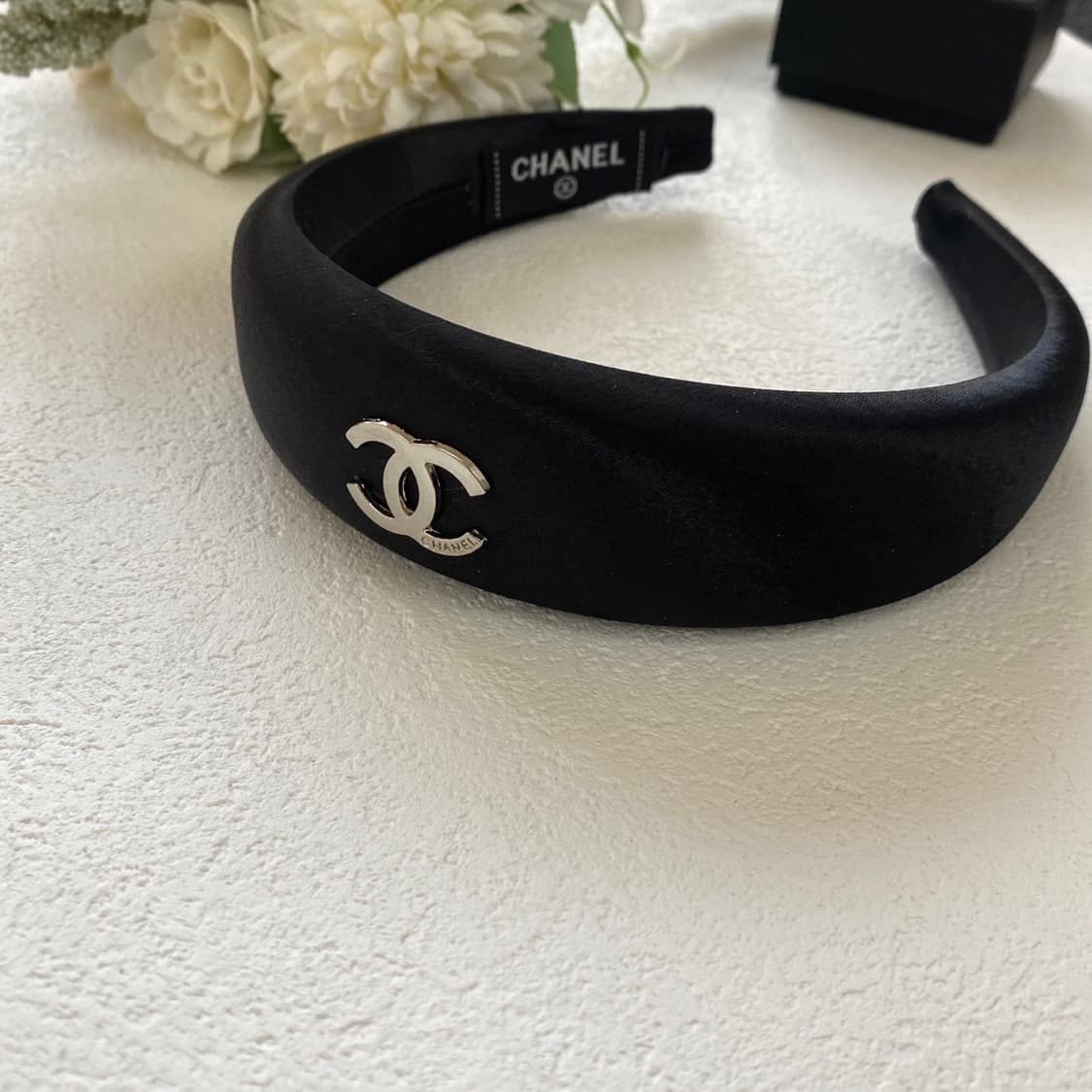 샤넬 정품 업사이클링 은장 cc로고 머리띠 상품이미지3