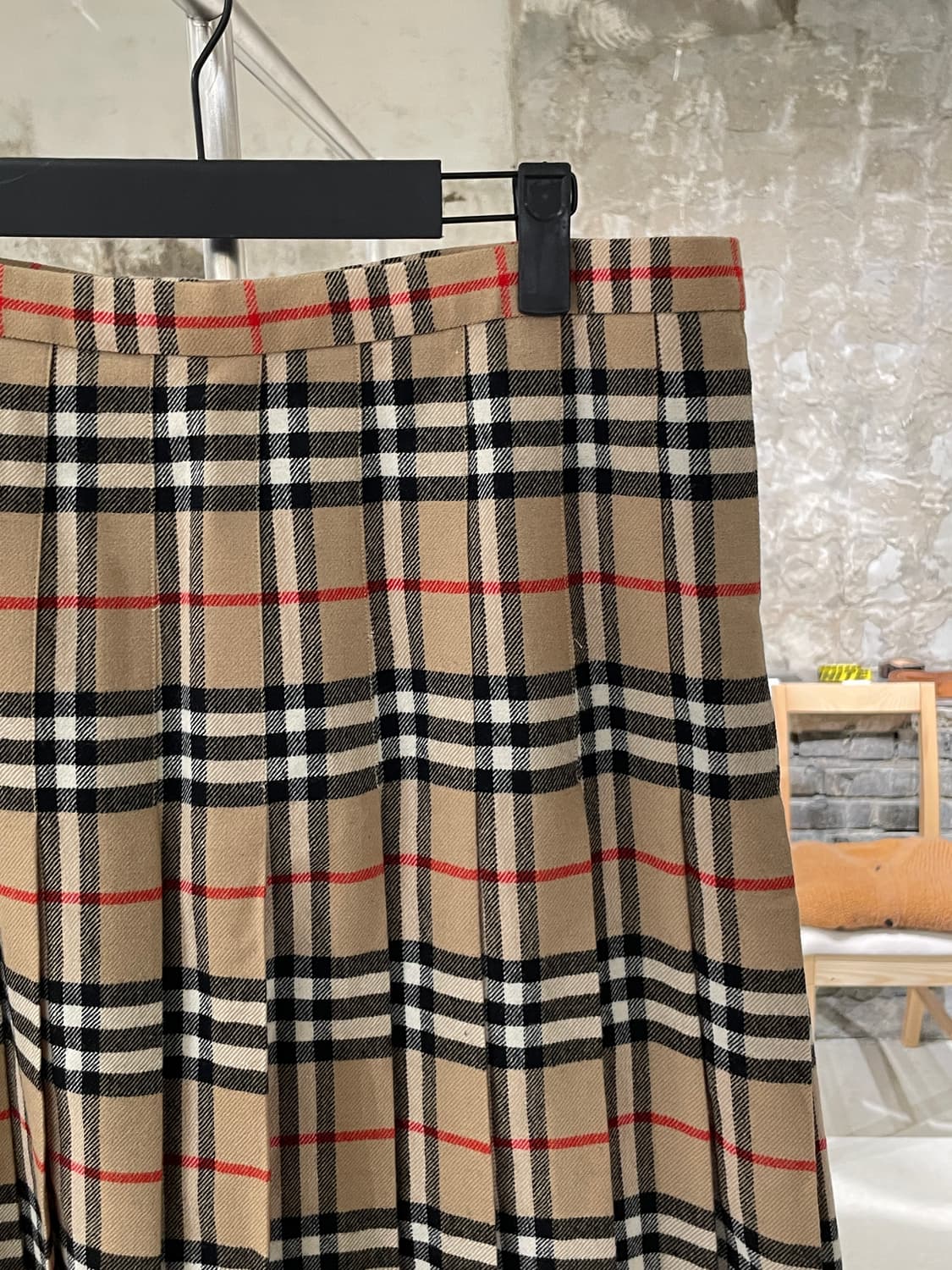 버버리 베이지 노바체크 핀턱 롱 스커트 상품이미지3