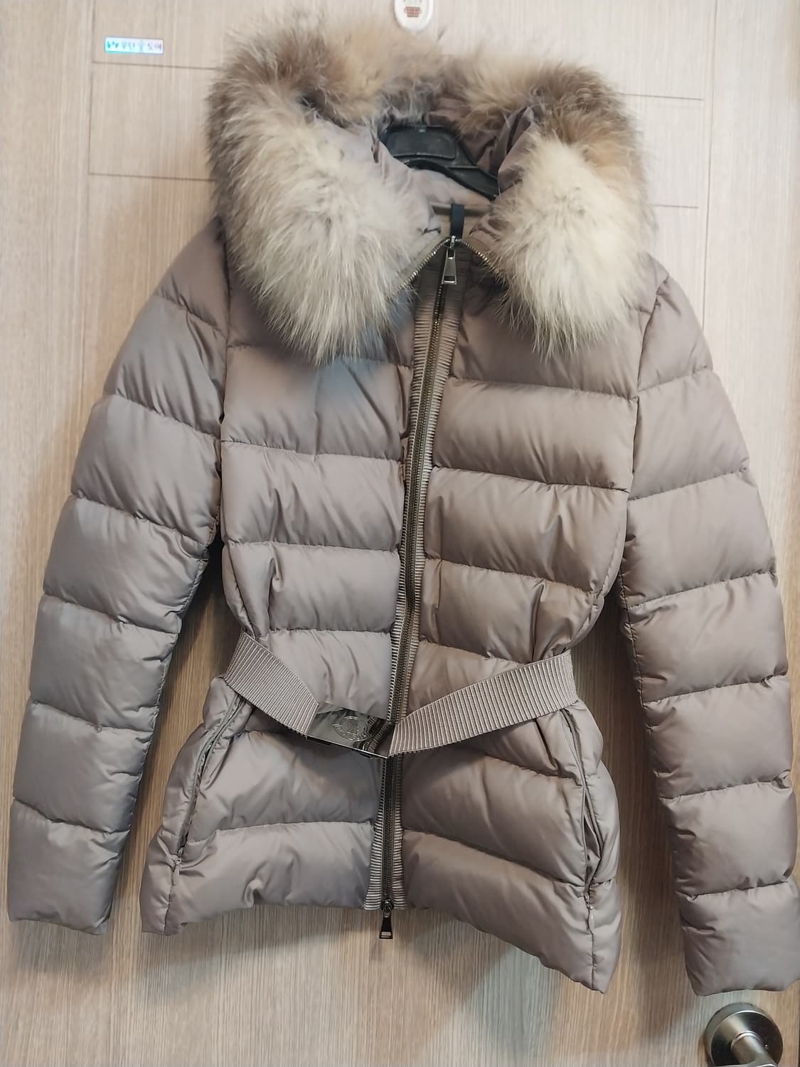 몽클레어 패딩 상품이미지1