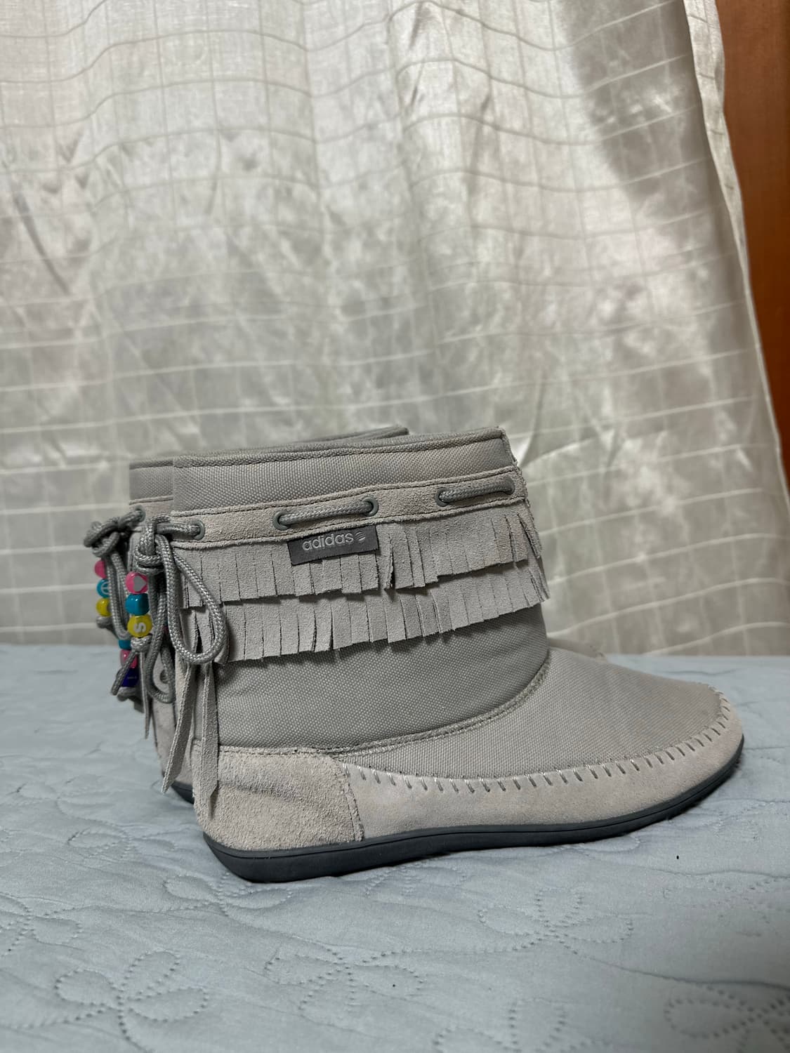 아디다스 adidas 빈티지 프릴 비즈 부츠 상품이미지2