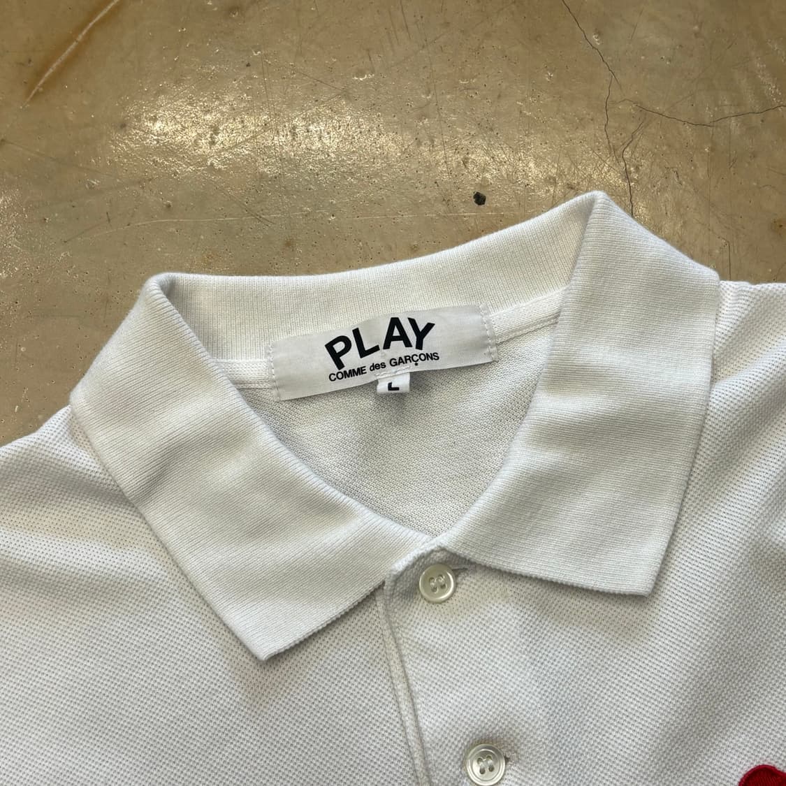 🫶🏻꼼데가르송 여성 레드하트 와펜 카라 short T-shirt 상품이미지4