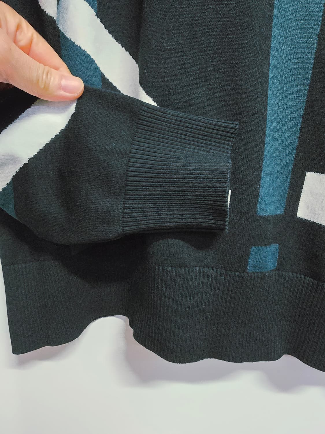 캘러웨이 블랙 패턴 니트 스웨터 상품이미지4