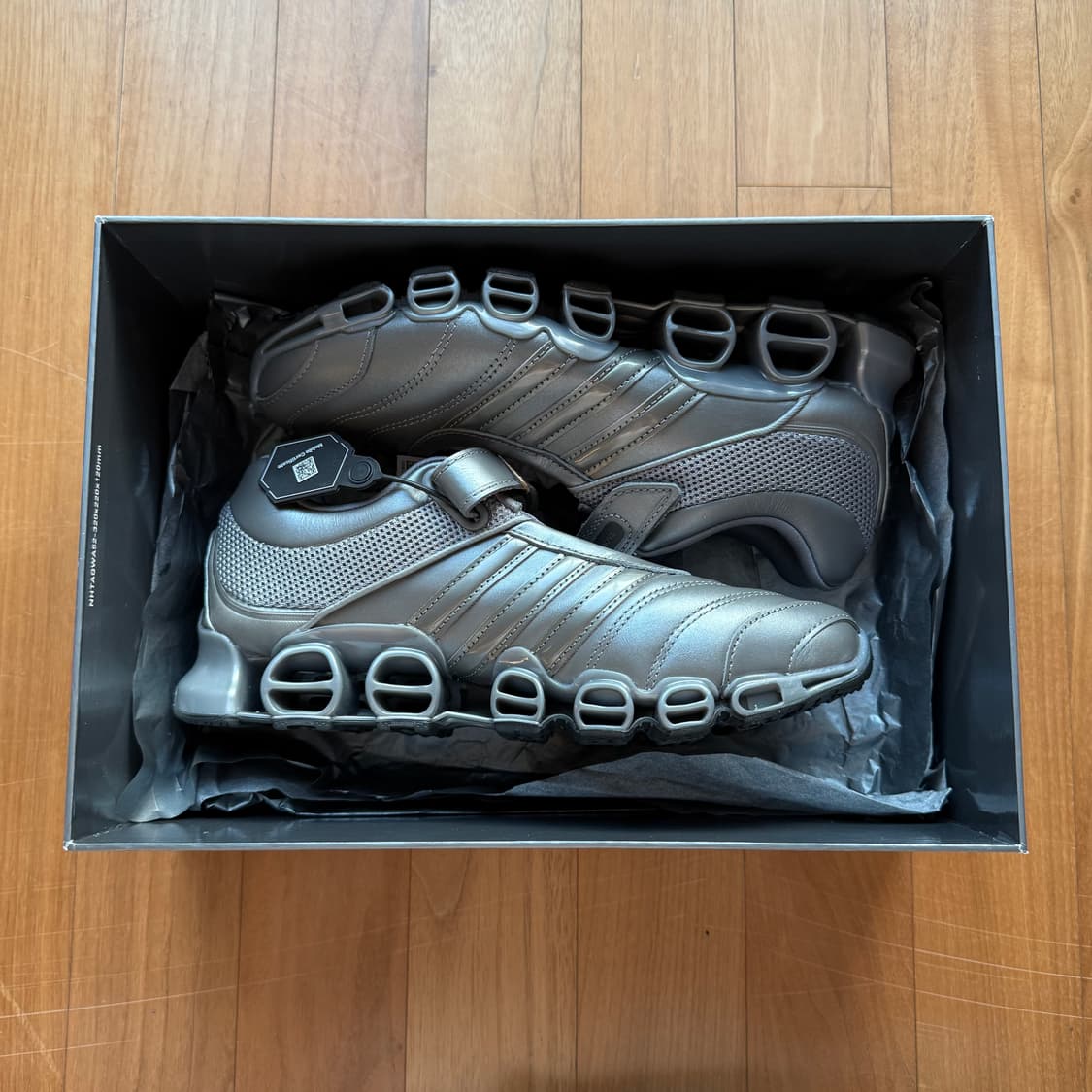 250 아디다스 타끄와 메리제인 아이언 메탈릭 사이버 메탈릭  상품이미지1