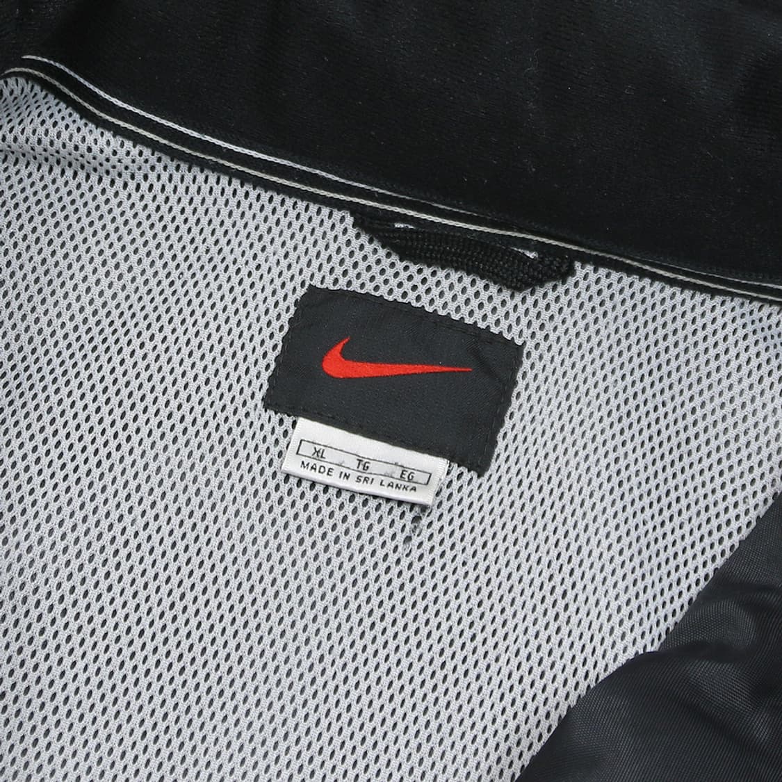 (착용컷) 나이키 하프 집업 바람막이 자켓 (남성용 110) 상품이미지6