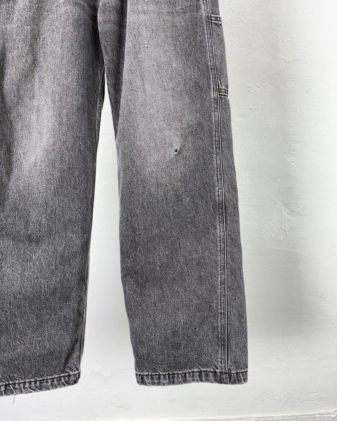 리바이스 워시드 그레이 루즈 카펜터 데님 팬츠 상품이미지5