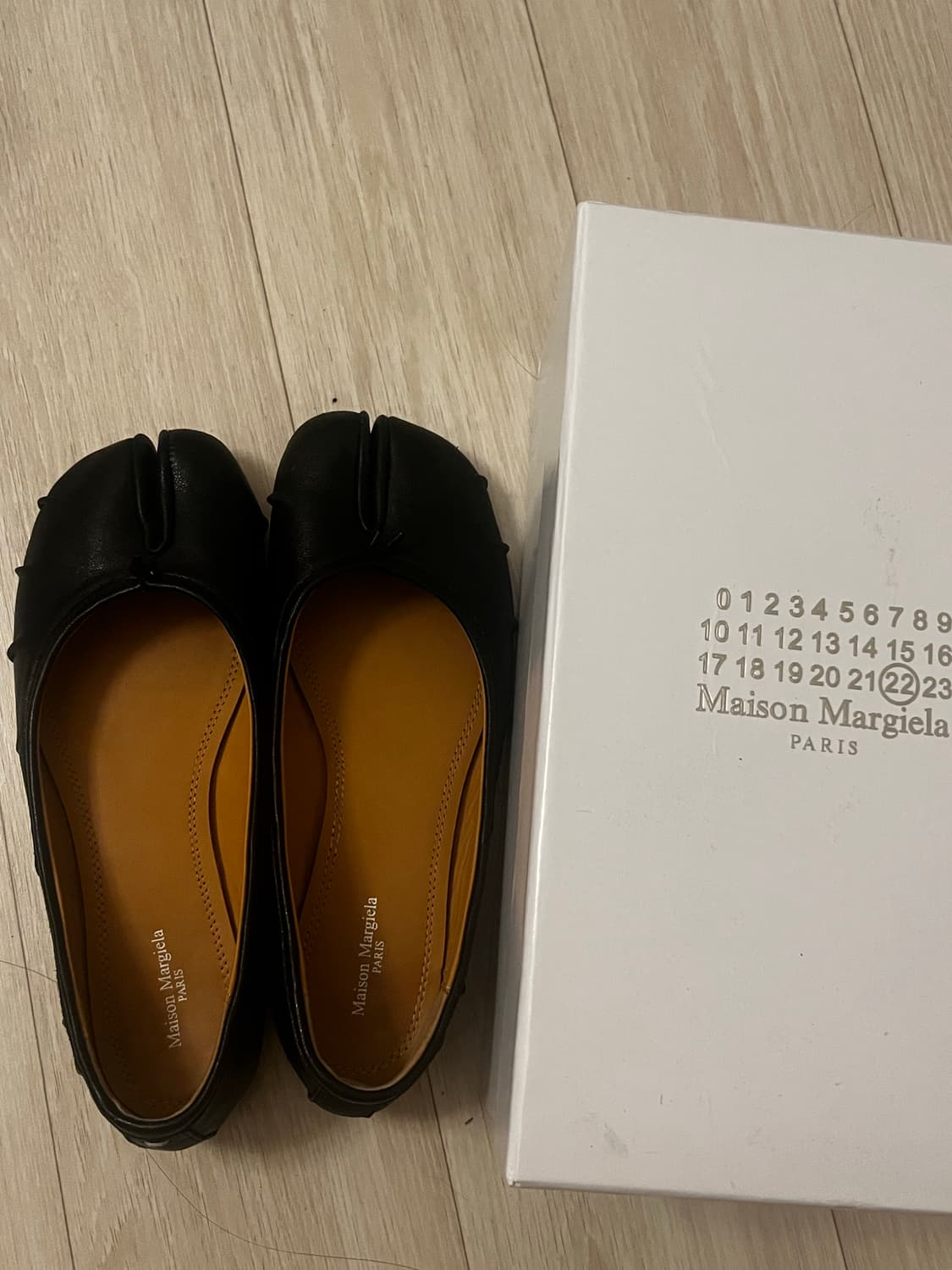 마르지엘라 타비 플랫36 상품이미지1