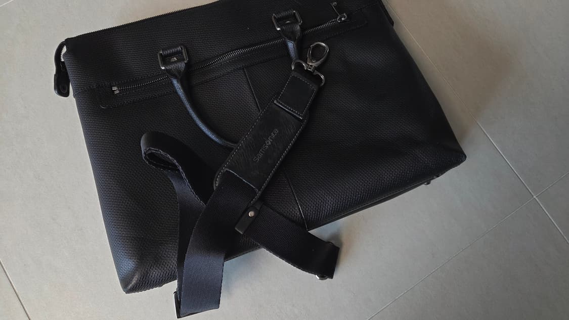 샘소나이트 올비도 가죽  엠보 브리프케이스  상품이미지8