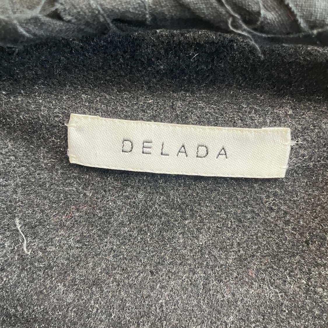 델라다 백 버튼 패널 코트 상품이미지8