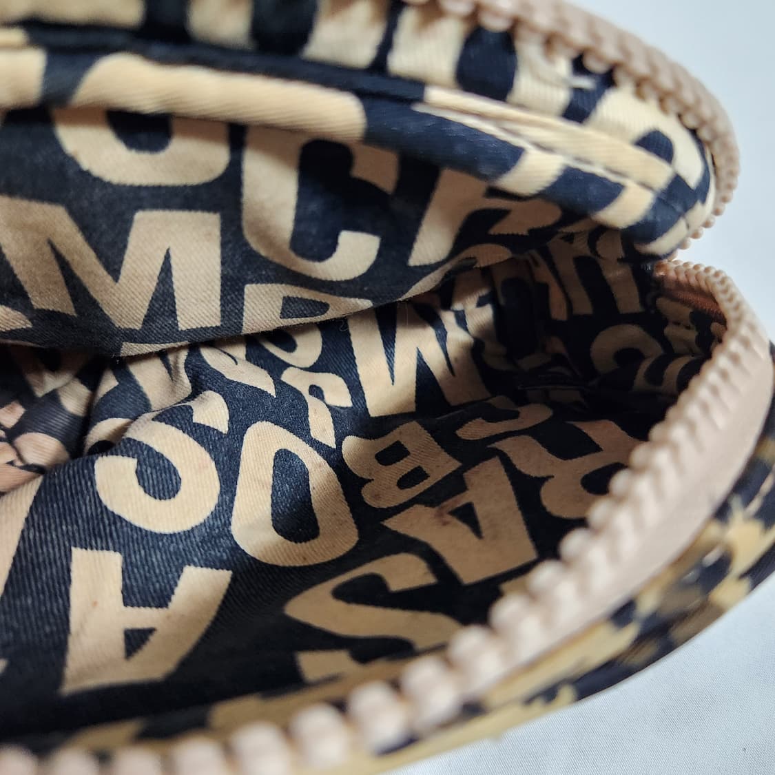 H540 마크제이콥스 호피 미니 파우치 가방
 상품이미지4