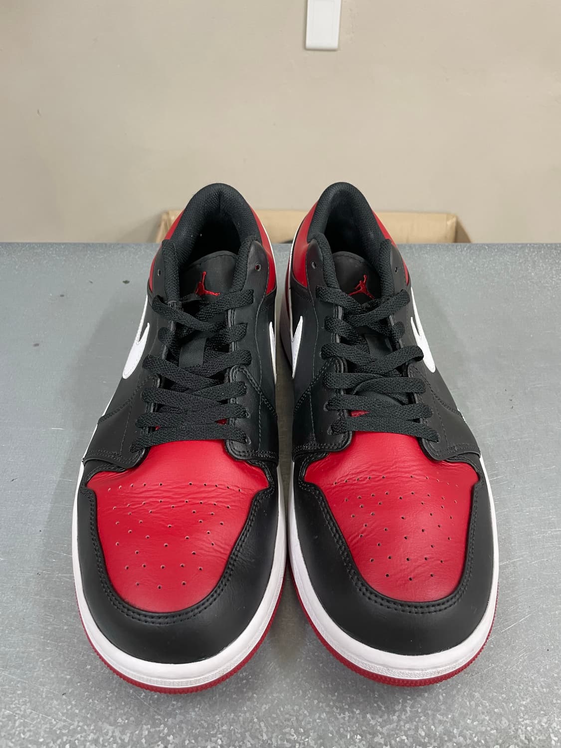 나이키 조던 1 로우 300 상품이미지5