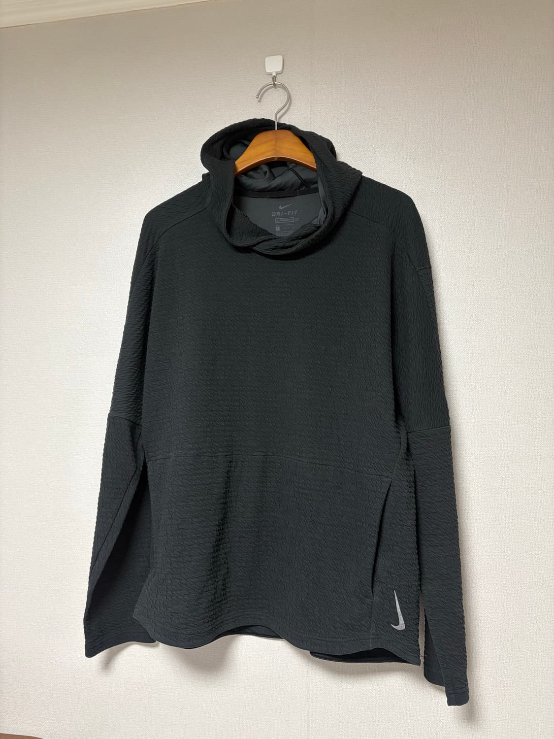 나이키 드라이핏 요가노매드 풀오버후드 L 나이키러닝 러닝티 상품이미지1