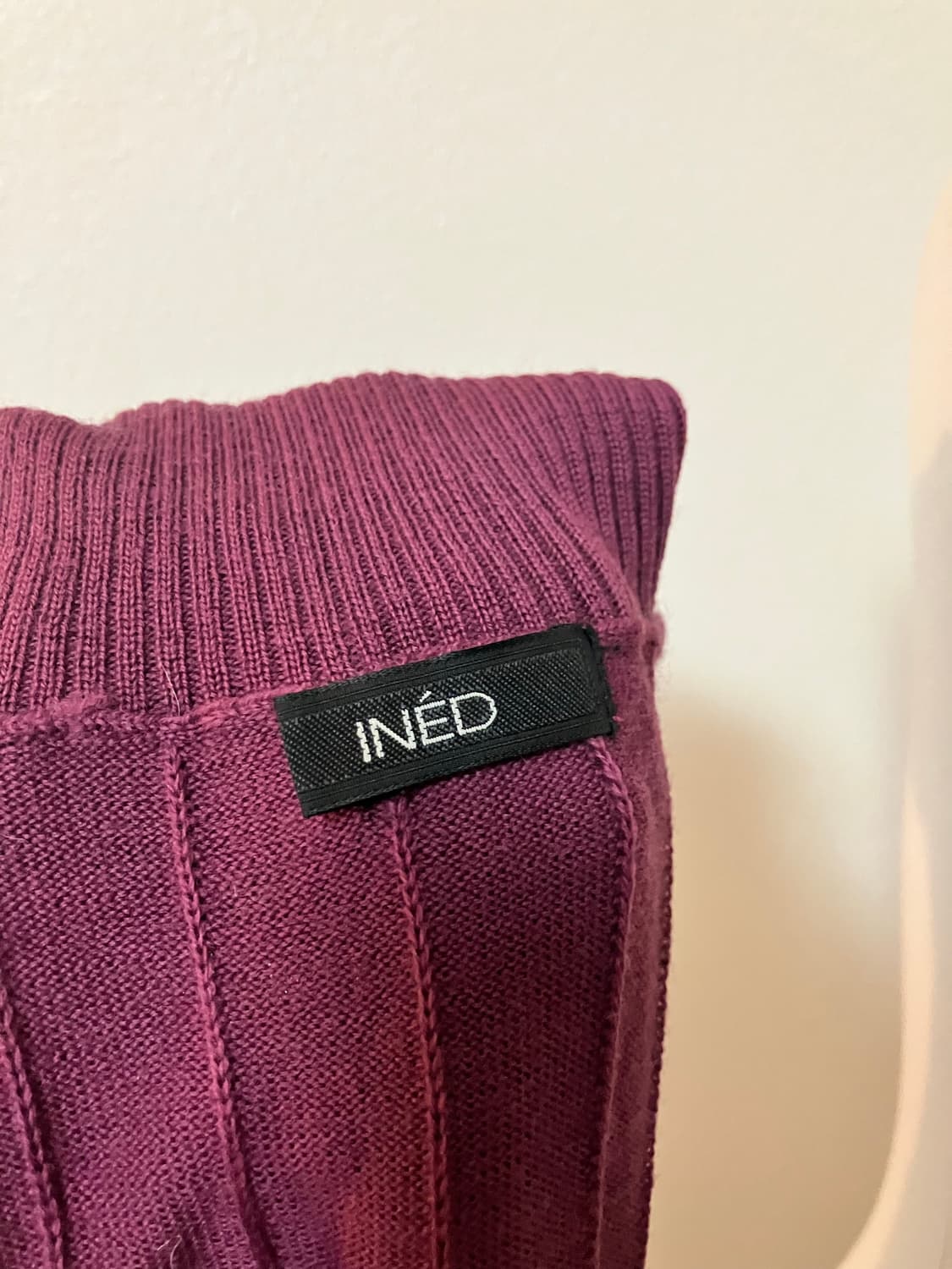 INED 버건디(포도쥬스색?) 반팔 터틀넥 니트 일본빈티지 상품이미지5