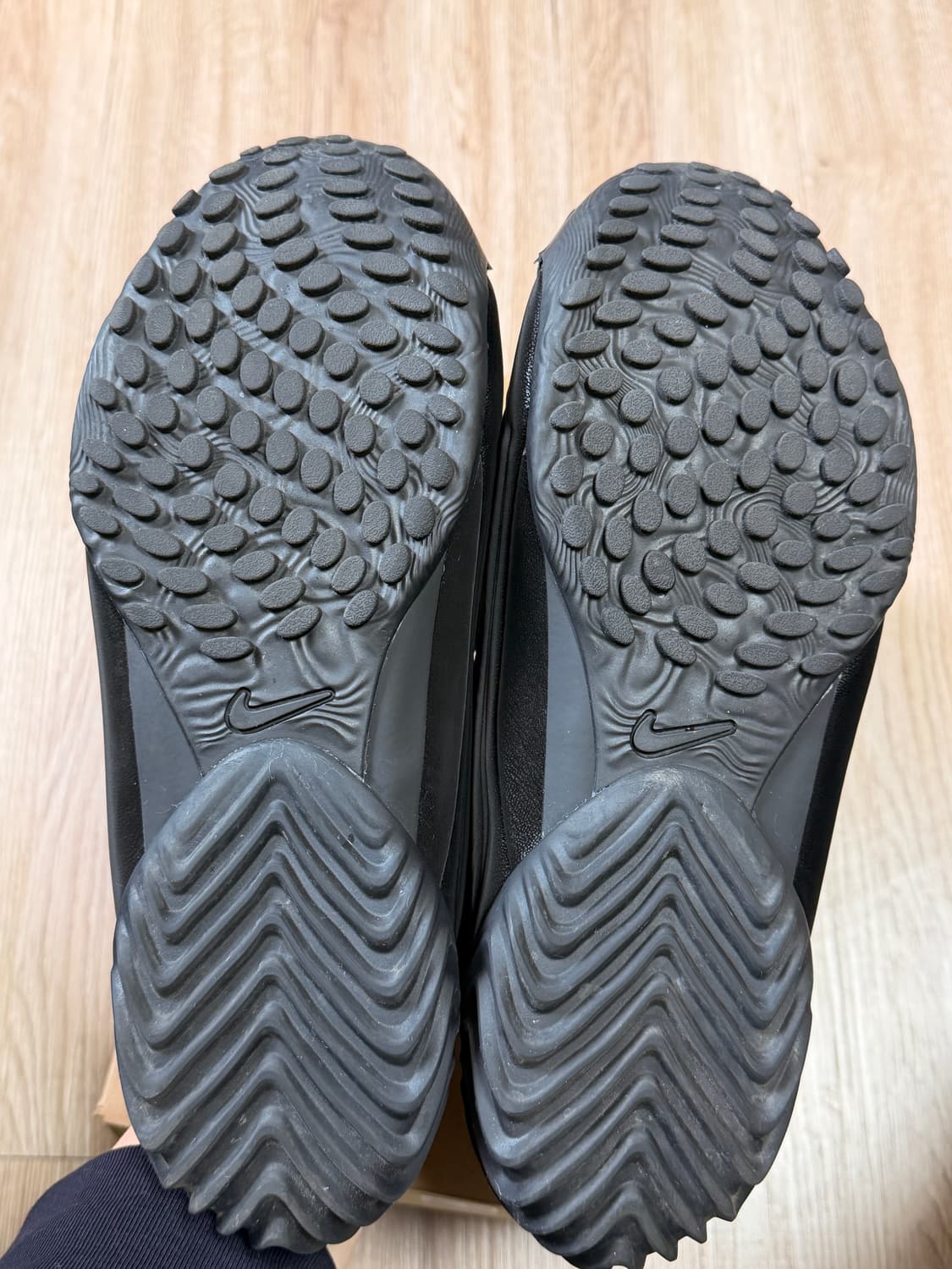 나이키 w astra ultra 245 아스트라 울트라 블랙 (중고) 상품이미지6