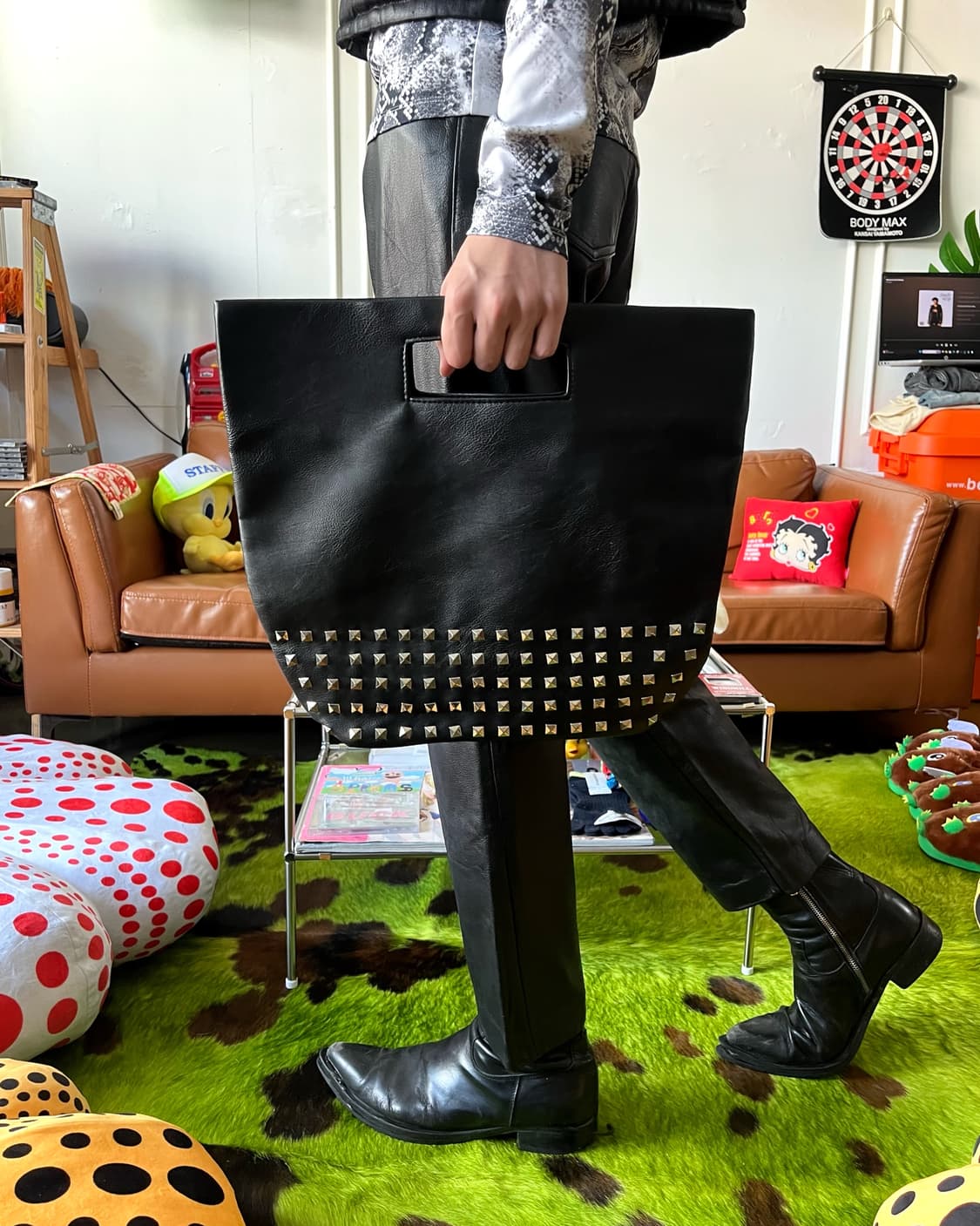 Dispark Real Leather Rock Studs Tote Bag 상품이미지2