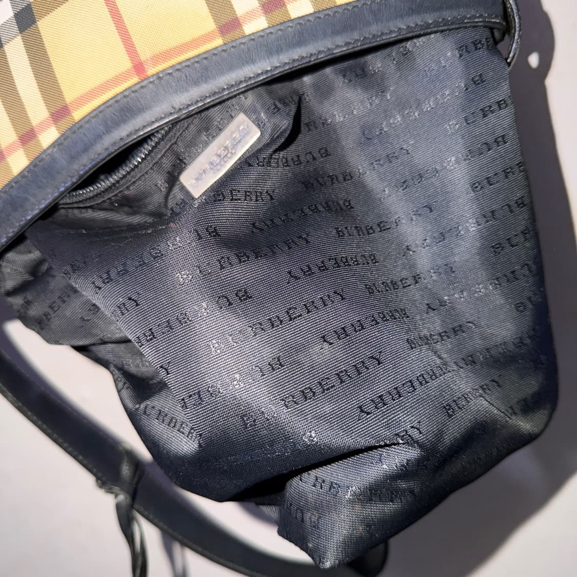 클레식 버버리 빈티지 노바체크 숄더백 상품이미지8