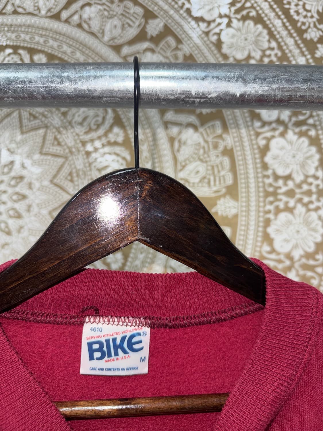 BIKE 바이크 여성 크롭 빅로고 기모 맨투맨  상품이미지4