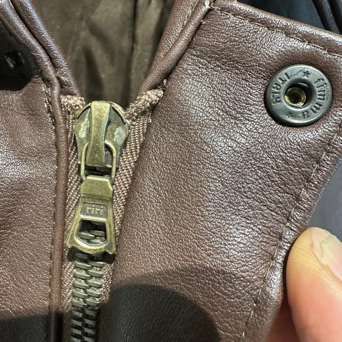 이태리메이드 헤비 램스킨 a-2 리리집업 자켓 상품이미지5