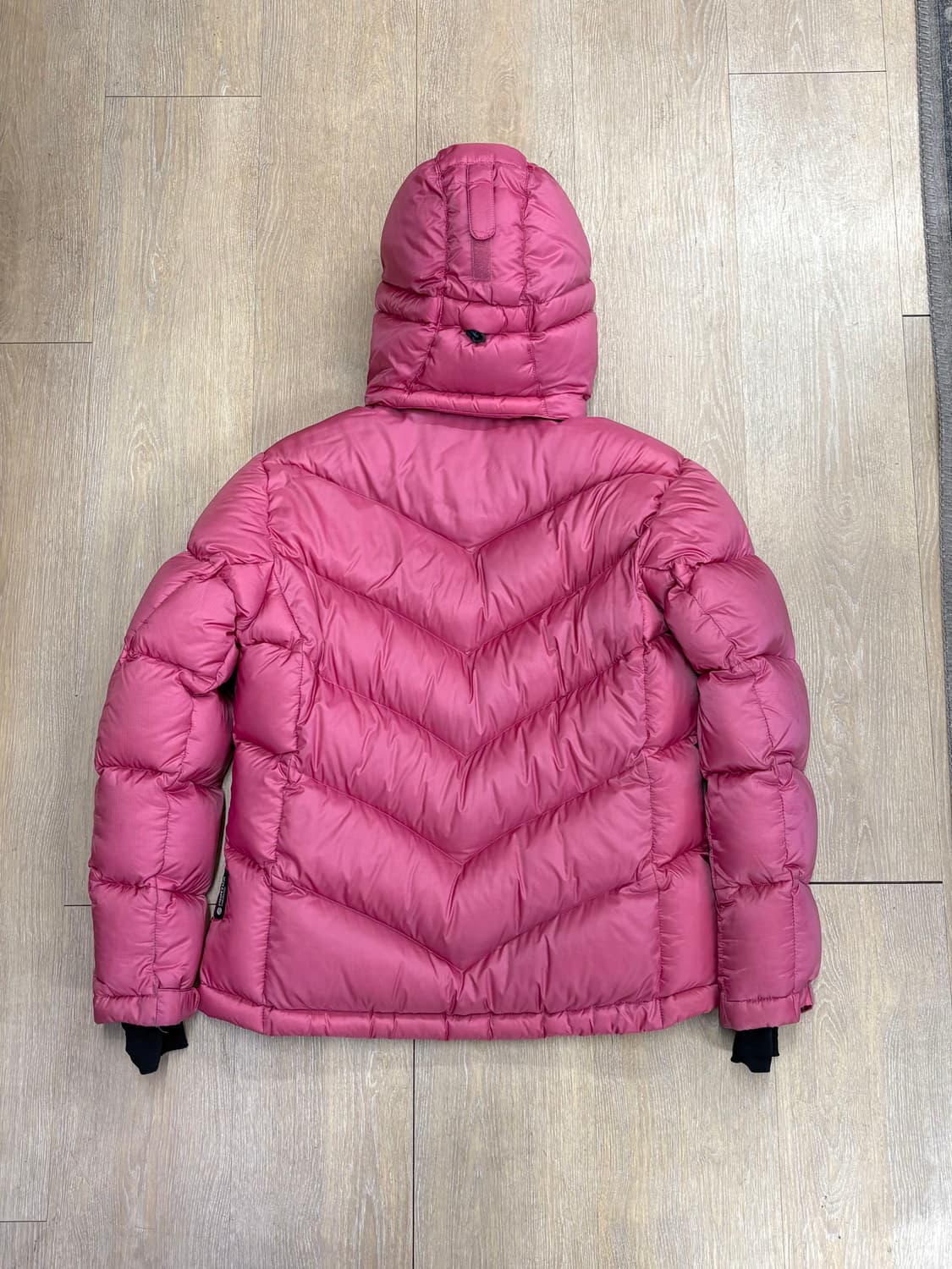 컬럼비아 티타늄 다운 패딩 상품이미지2