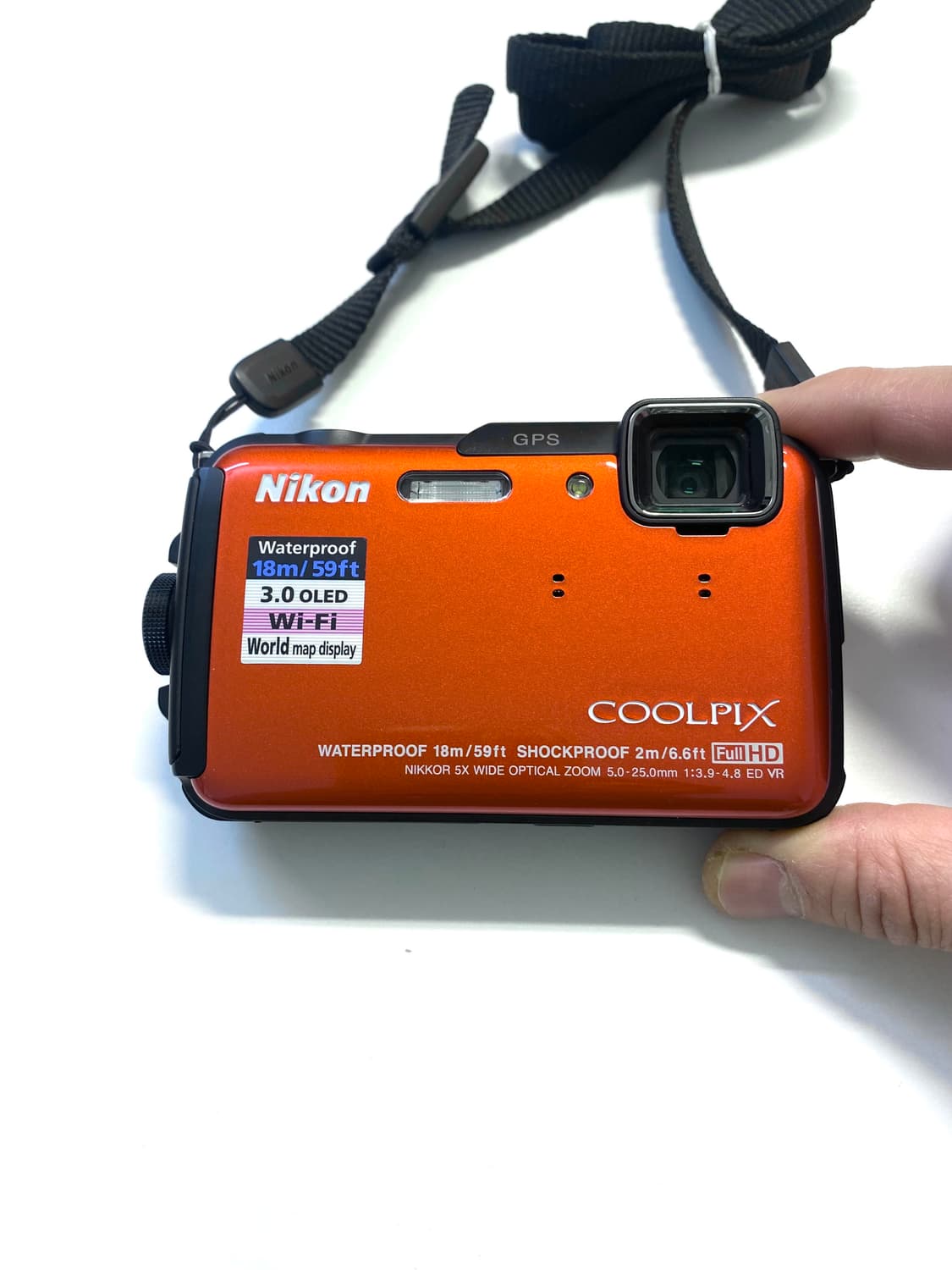 니콘 쿨픽스 AW110 디지털 카메라 상품이미지1