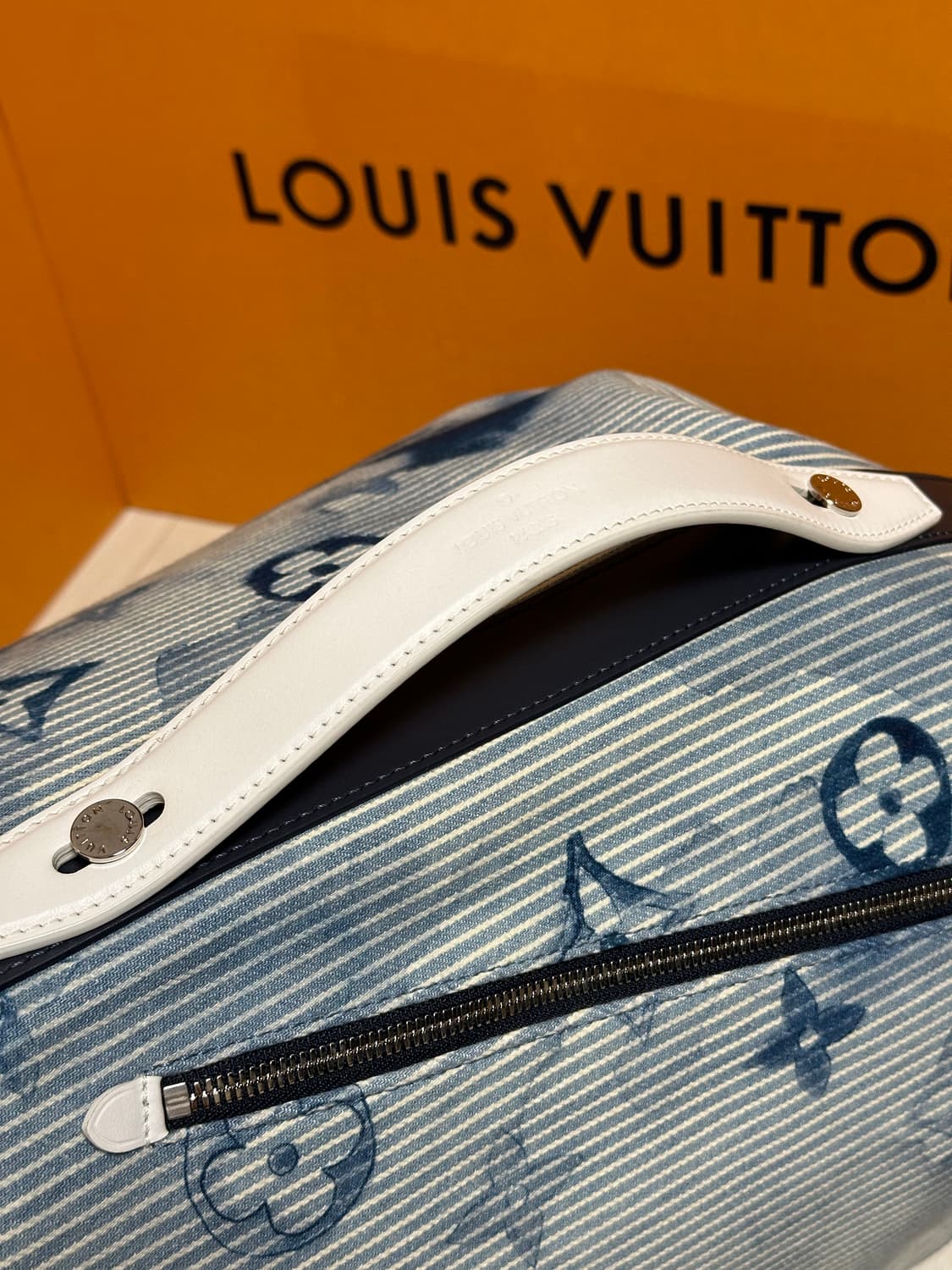 루이비통 삭 마린 히코리 워터컬러 크로스백 os 상품이미지4