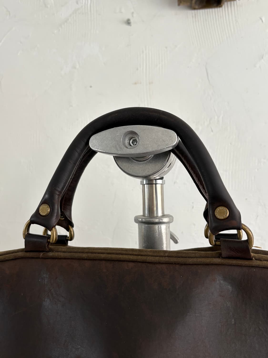 Barbour 바버 왁스드 레더 브리프케이스 상품이미지7